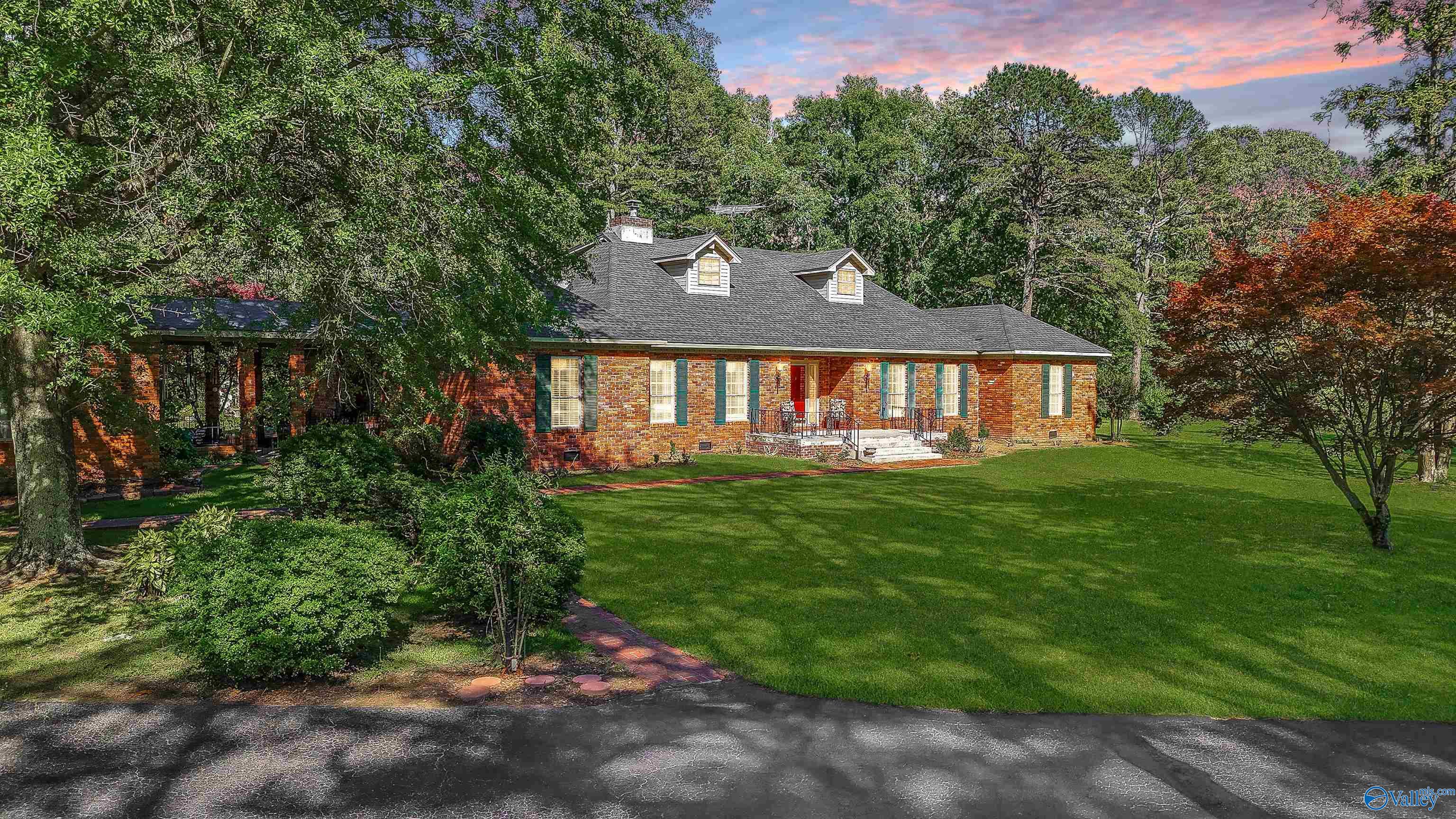 8601 County Road 214, Trinity, Alabama image 1