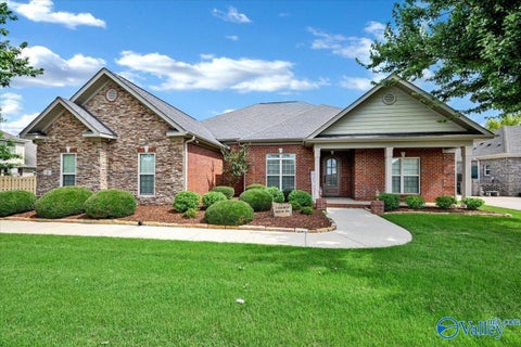 Homes For Rent - 2 Youpon Drive<br/> Huntsville, AL 35824