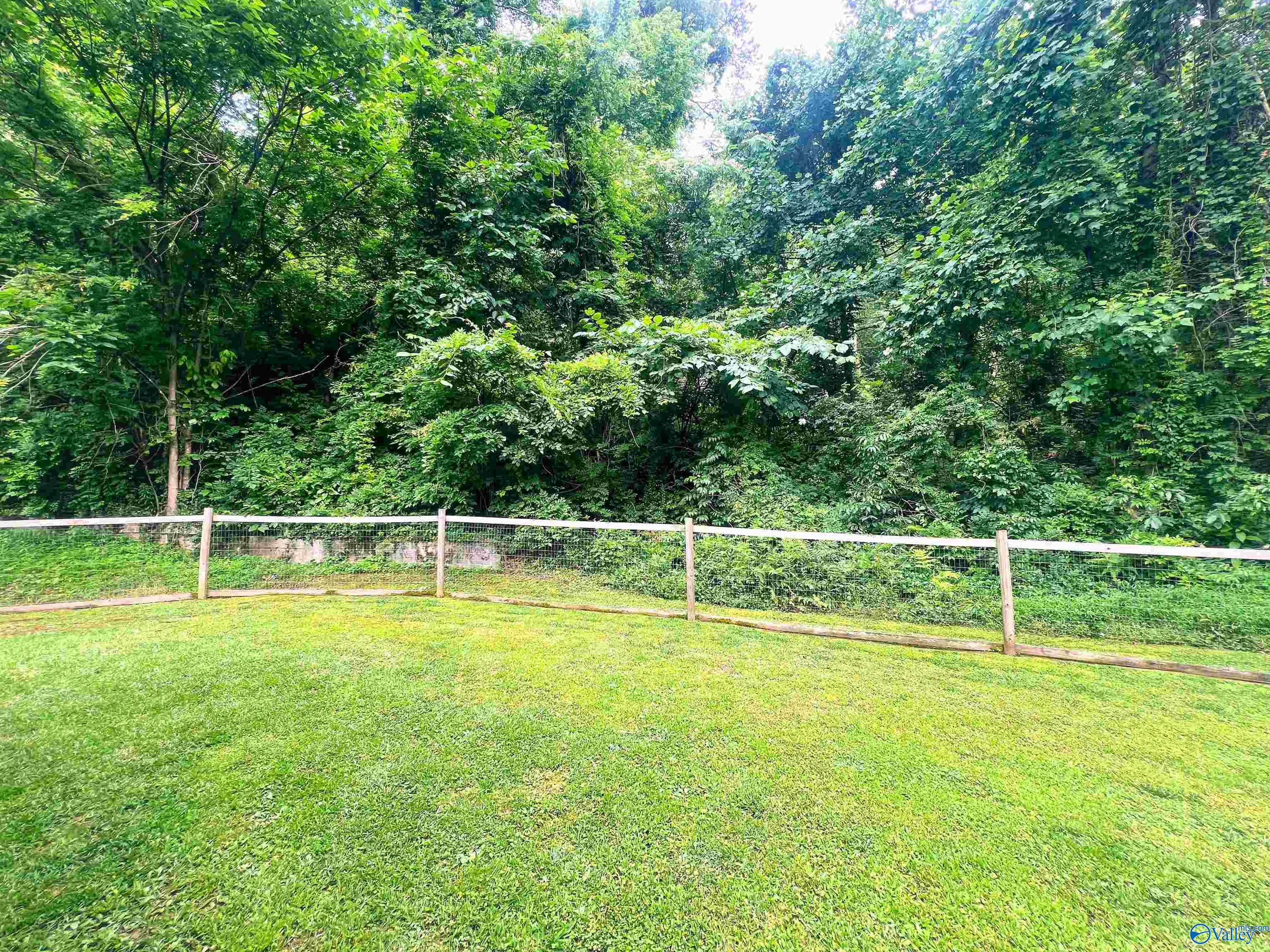 194 Hood Road, Rainbow City, Alabama image 17