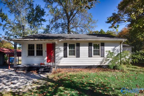 Photo of 3610 Princess Street, Huntsville, AL 35810 (MLS # 21902121)