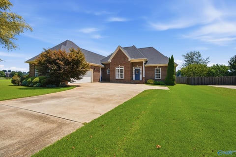 Homes For Sale - 103 Hill Brook Drive<br/> Meridianville, AL 35759