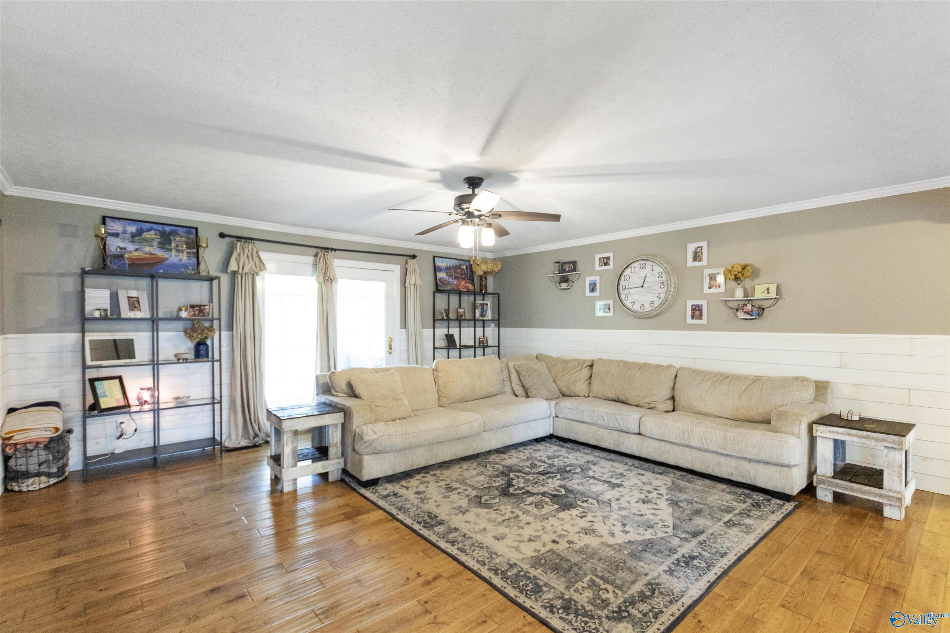 111 Meadowood Lane, Albertville, Alabama image 9