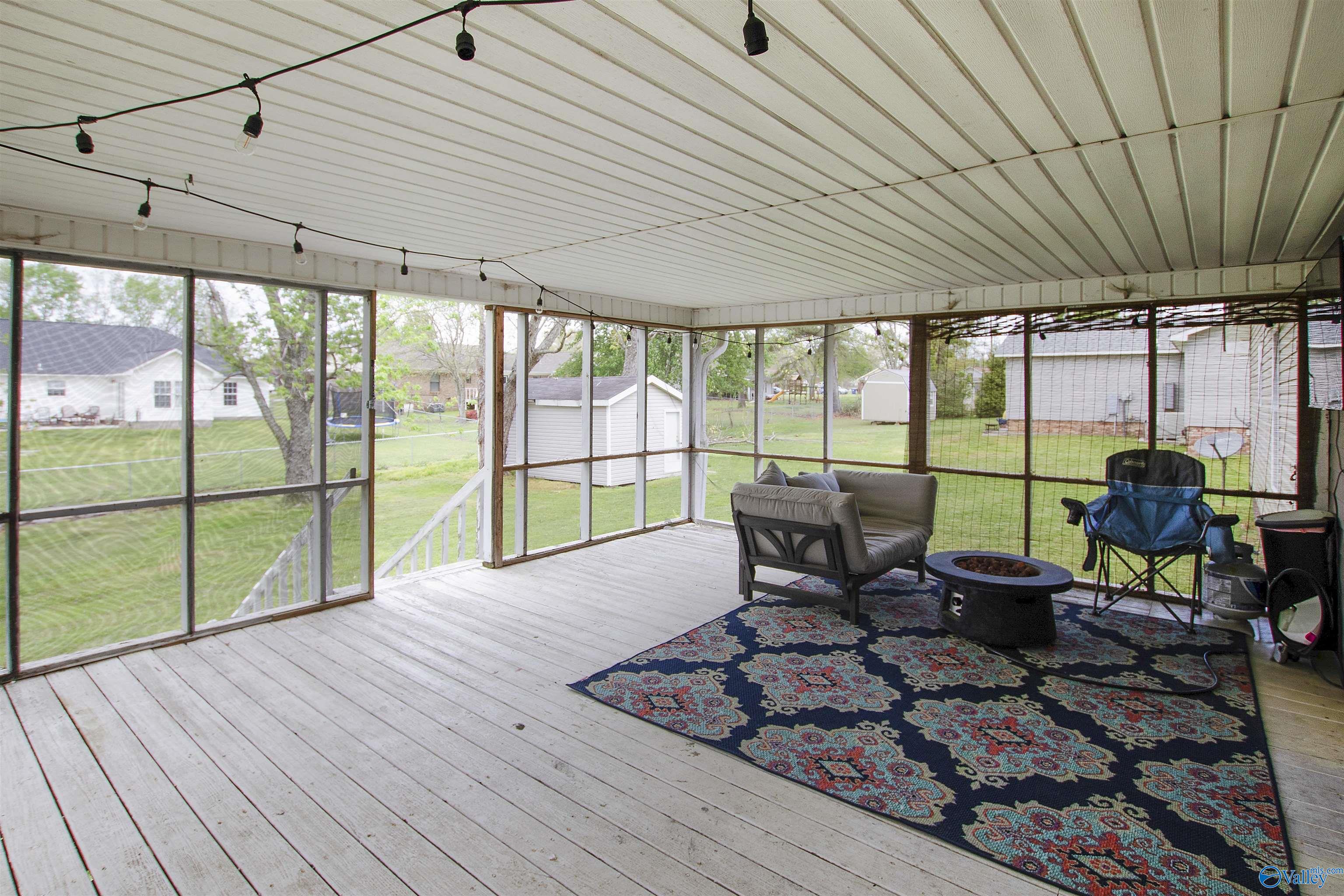 111 Meadowood Lane, Albertville, Alabama image 29