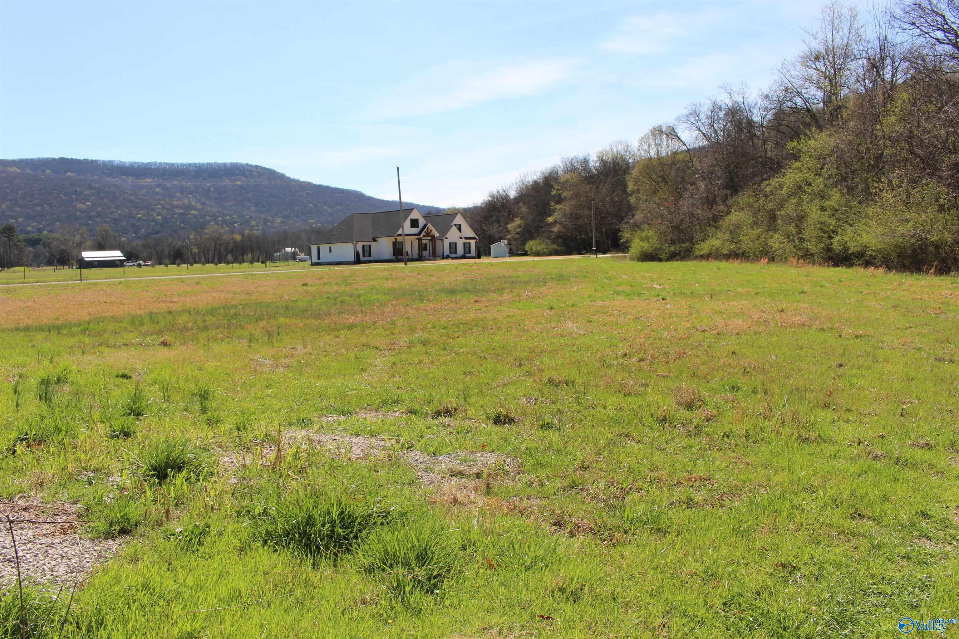 356 Sharpes Hollow Road, New Market, Alabama image 3