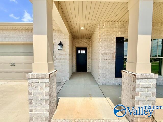 520 Cloverleaf Drive