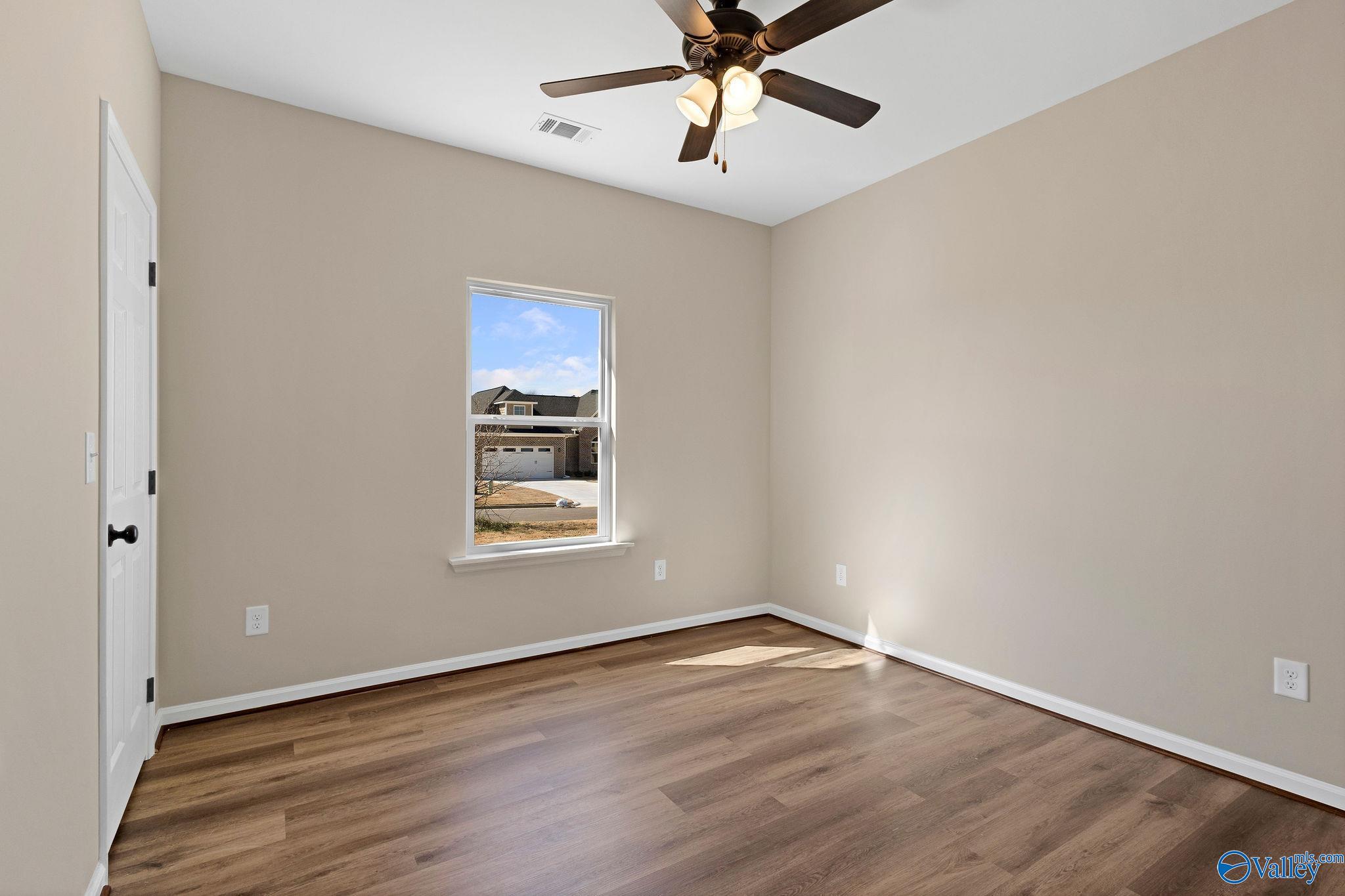 352 Krimson Circle, Albertville, Alabama image 13