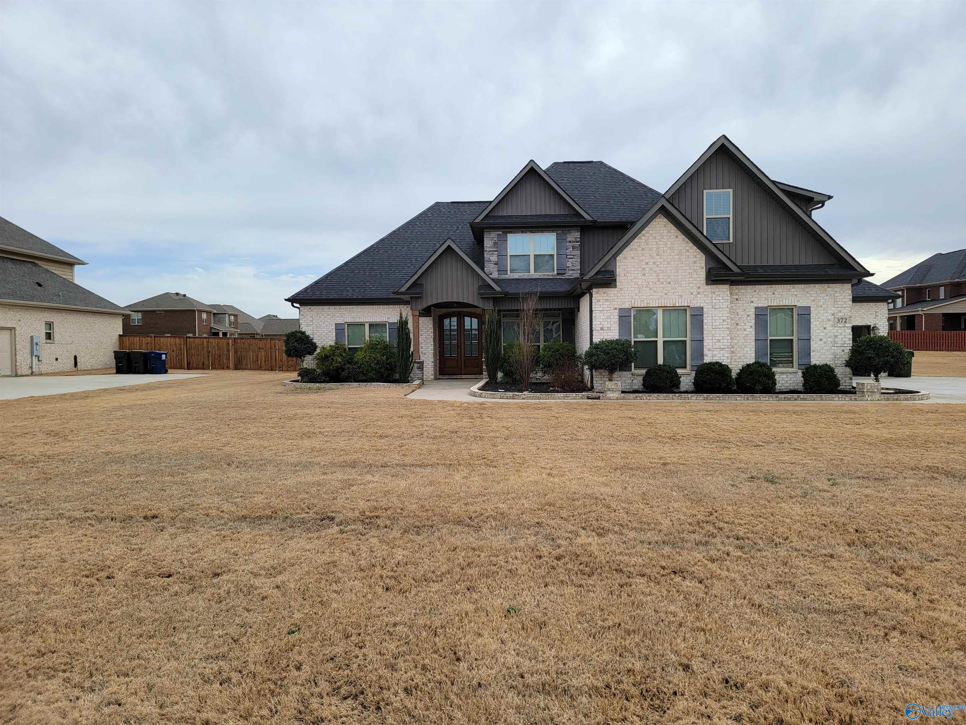 372 Spencer Lakes Drive, Meridianville, Alabama image 1