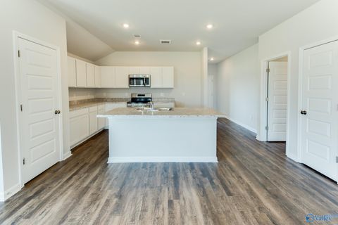 Homes For Sale - 110 Starling Mill Trail<br/> New Market, AL 35761