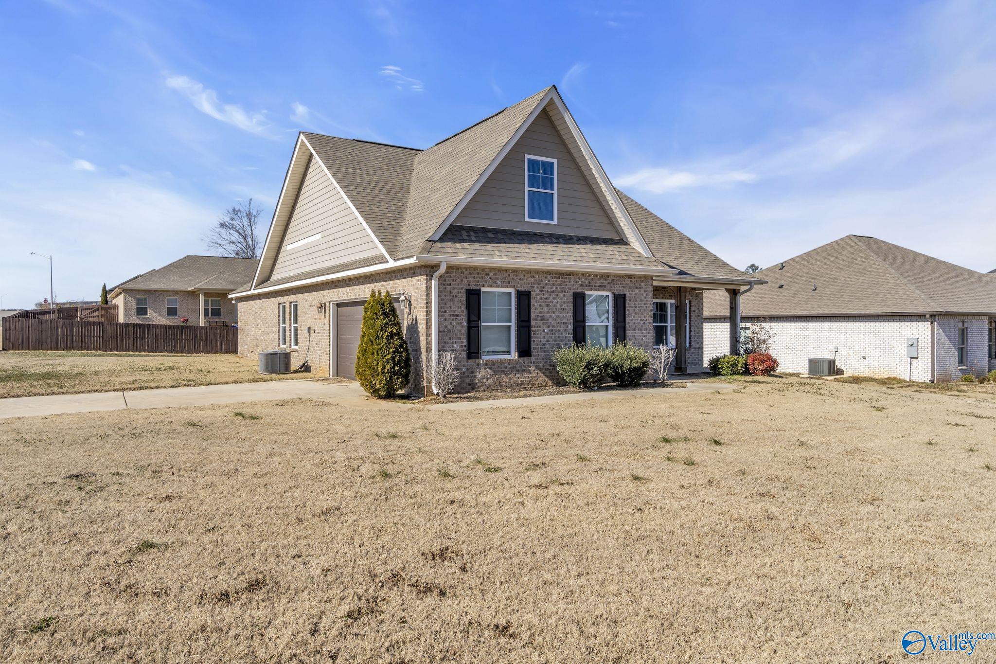 114 Grip Drive, Hazel Green, Alabama image 3