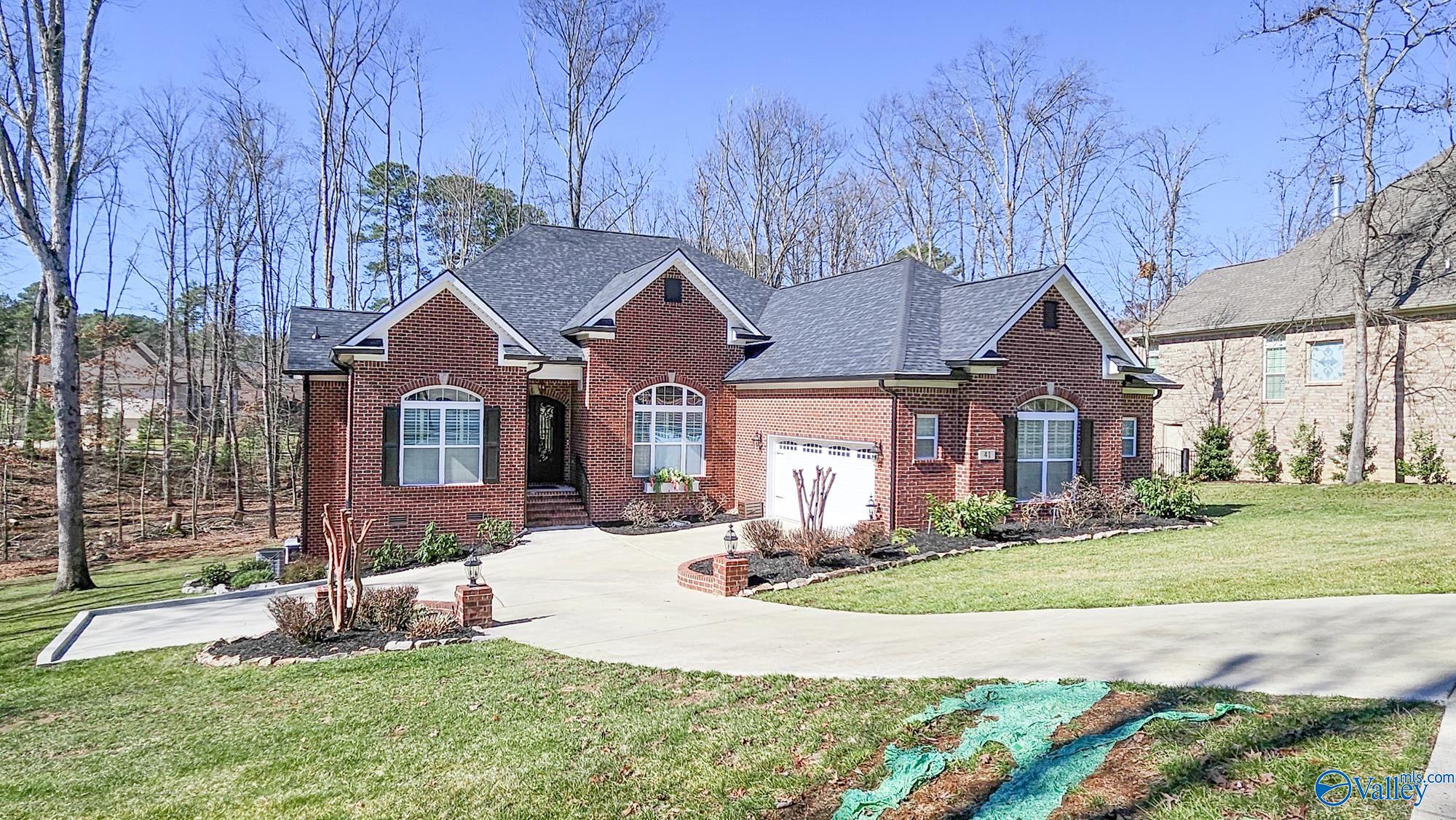 41 Verdant Circle SE