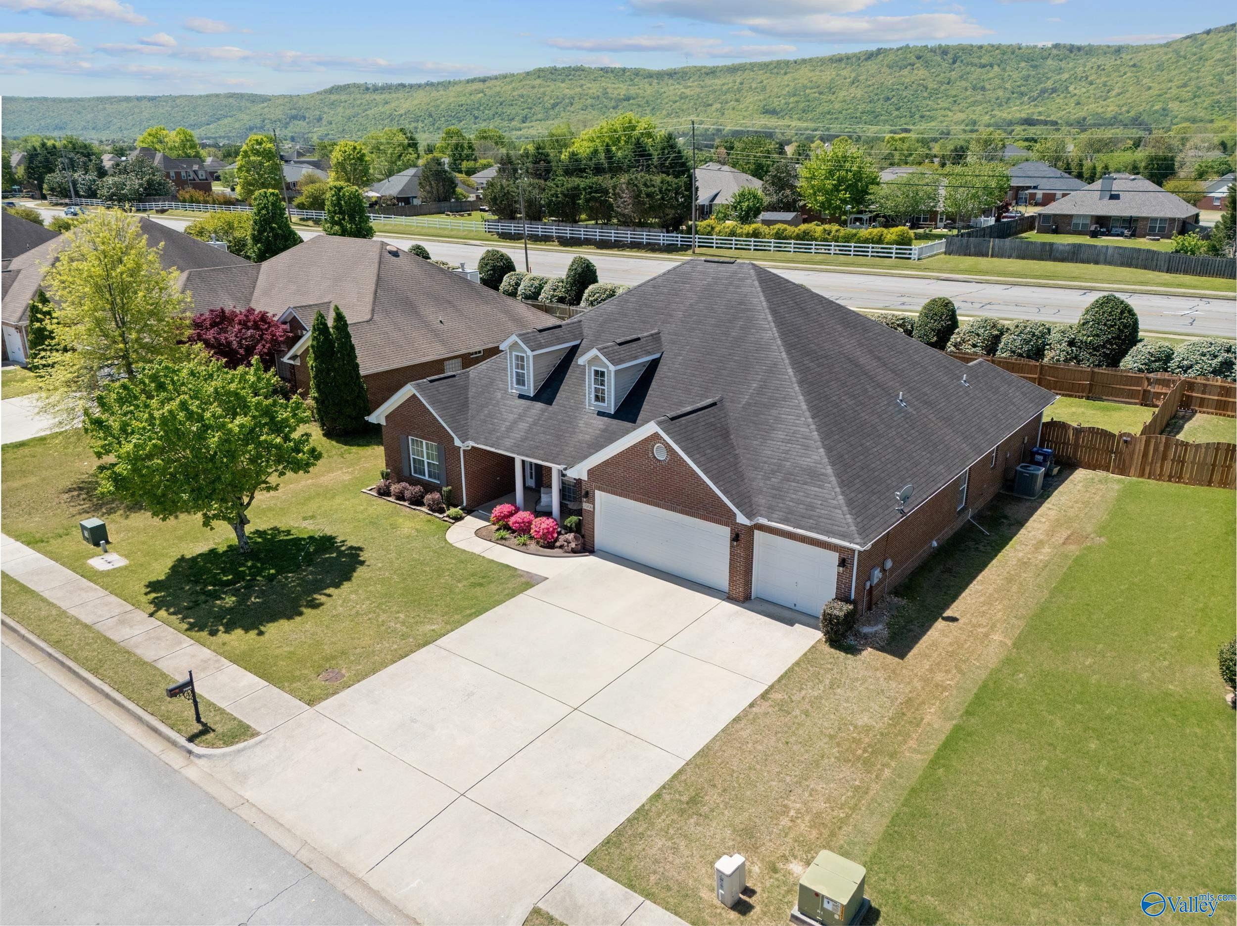 7006 Freedom Park Circle, Owens Cross Roads, Alabama image 32
