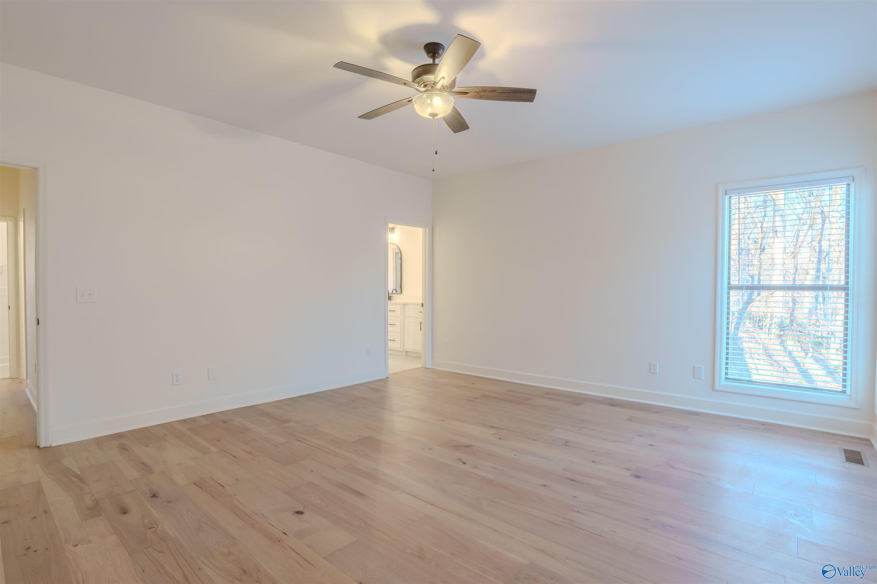 103 East Cove, Florence, Alabama image 22