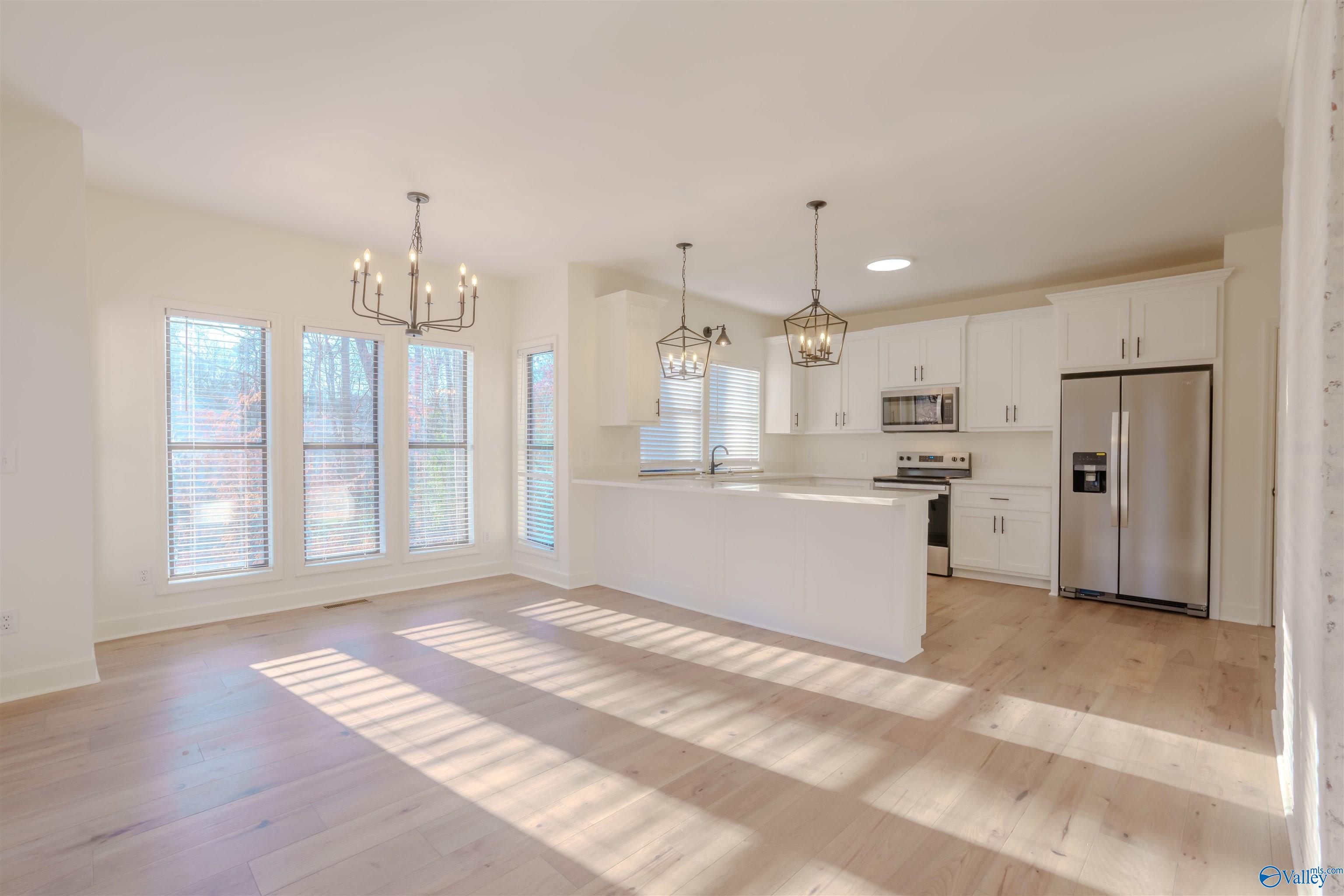 103 East Cove, Florence, Alabama image 18