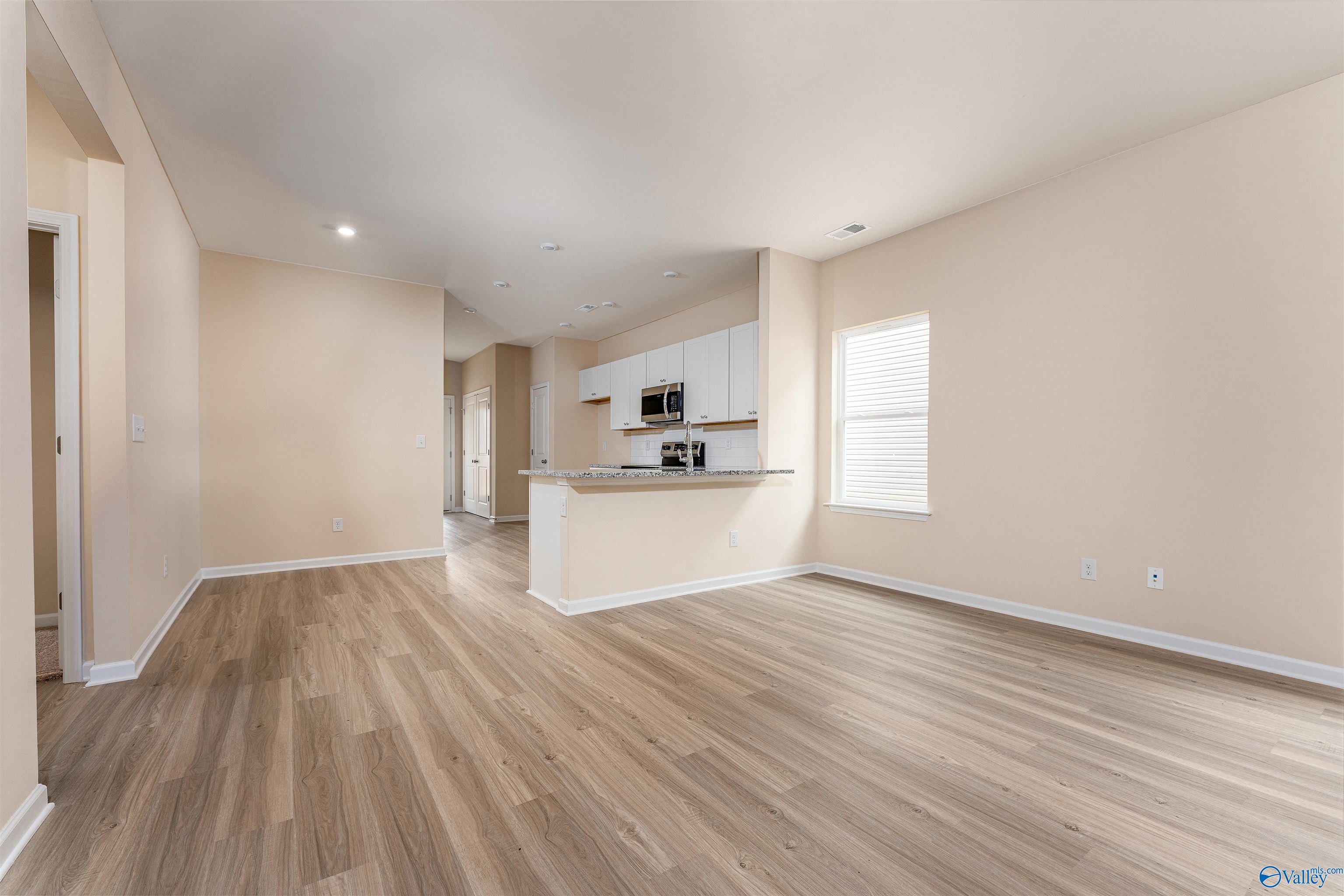 126 Tanger Glen Trail, Harvest, Alabama image 5