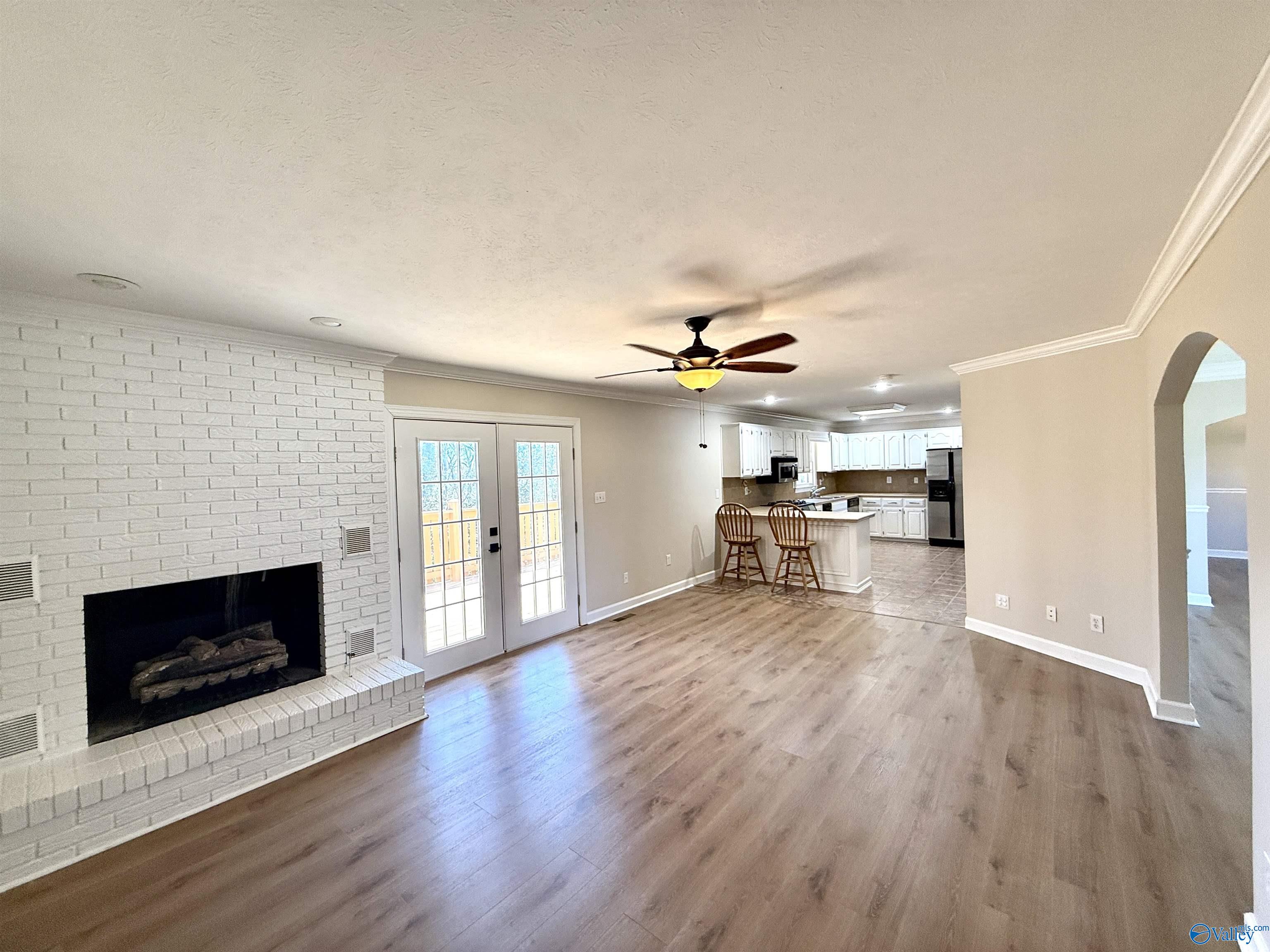 180 Azalea Drive, Gadsden, Alabama image 3