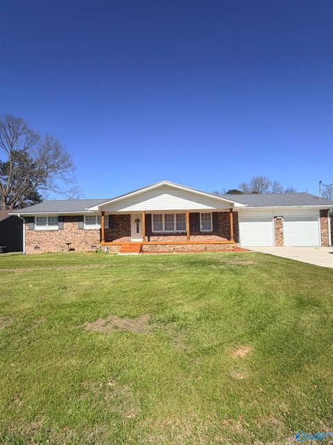 Homes For Sale - 1540 Cedar Bend Road<br/> Etowah County, Southside, AL 35907