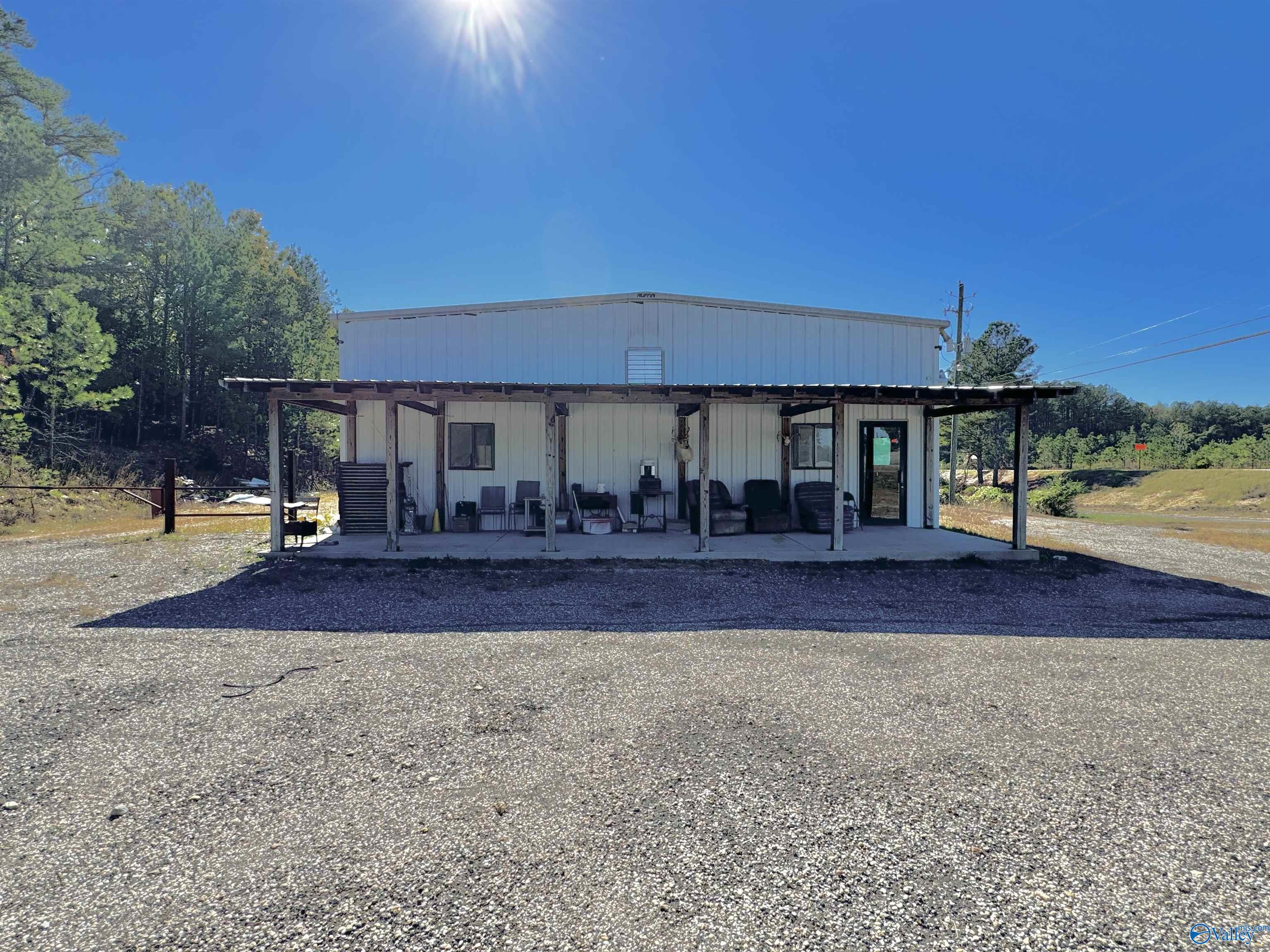 Photo 1 of 23 — 26210 US Highway 43, Hamilton, AL 35570
