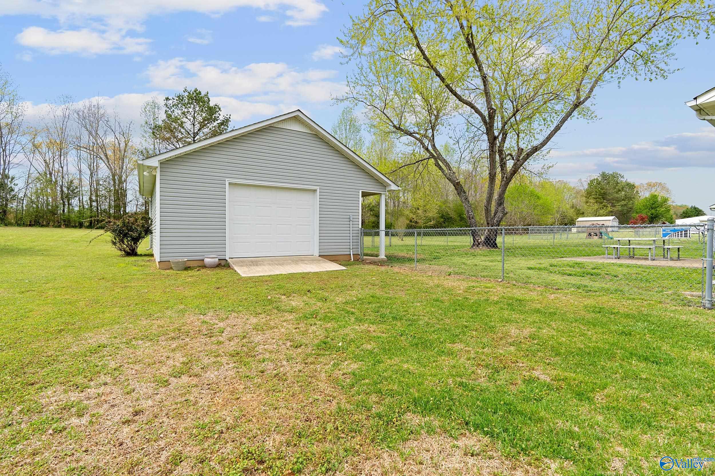 136 Quiet Lane, Hazel Green, Alabama image 19