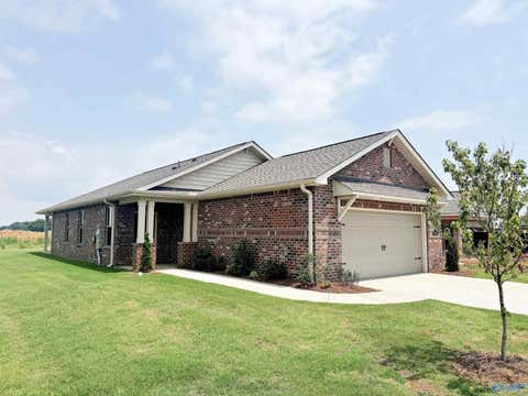Homes For Sale - 1040 Maplehurst Street<br/> Decatur, AL 35603