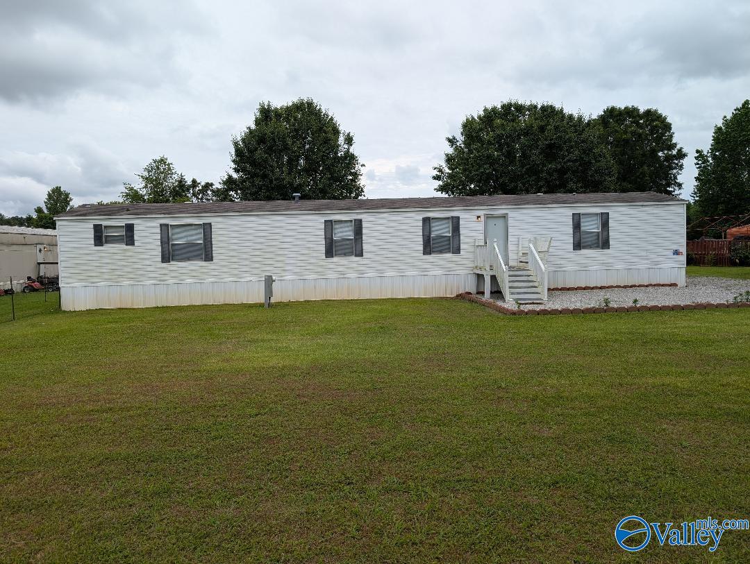2088 Elkwood Section Road, Hazel Green, Alabama image 1