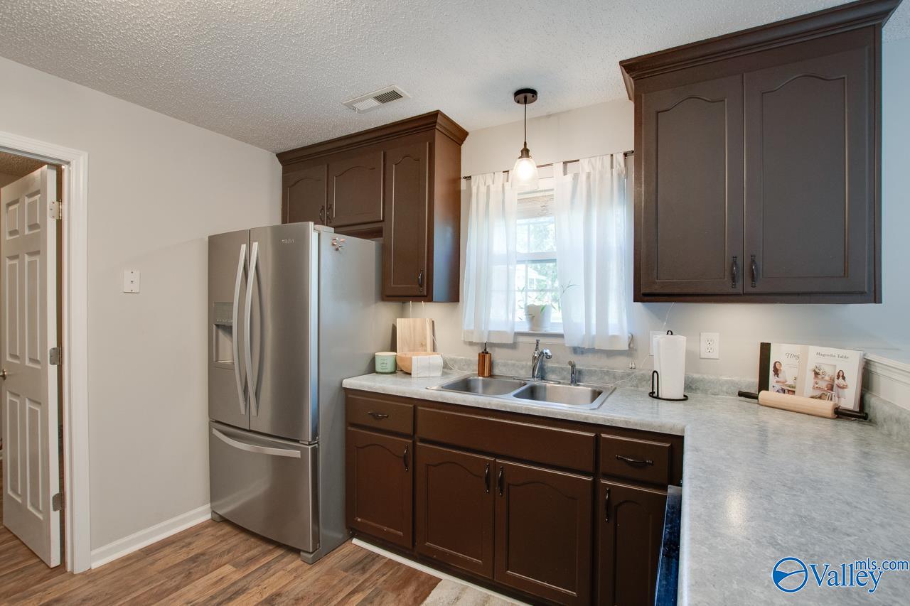 186 Round Top Drive, Harvest, Alabama image 19