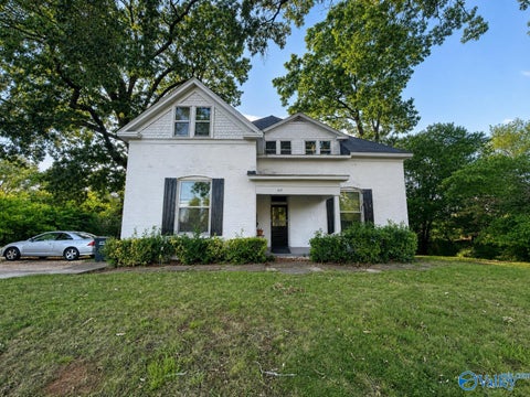 Apartment For Rent - 615 Memorial Drive #3<br/> Decatur, AL 35601