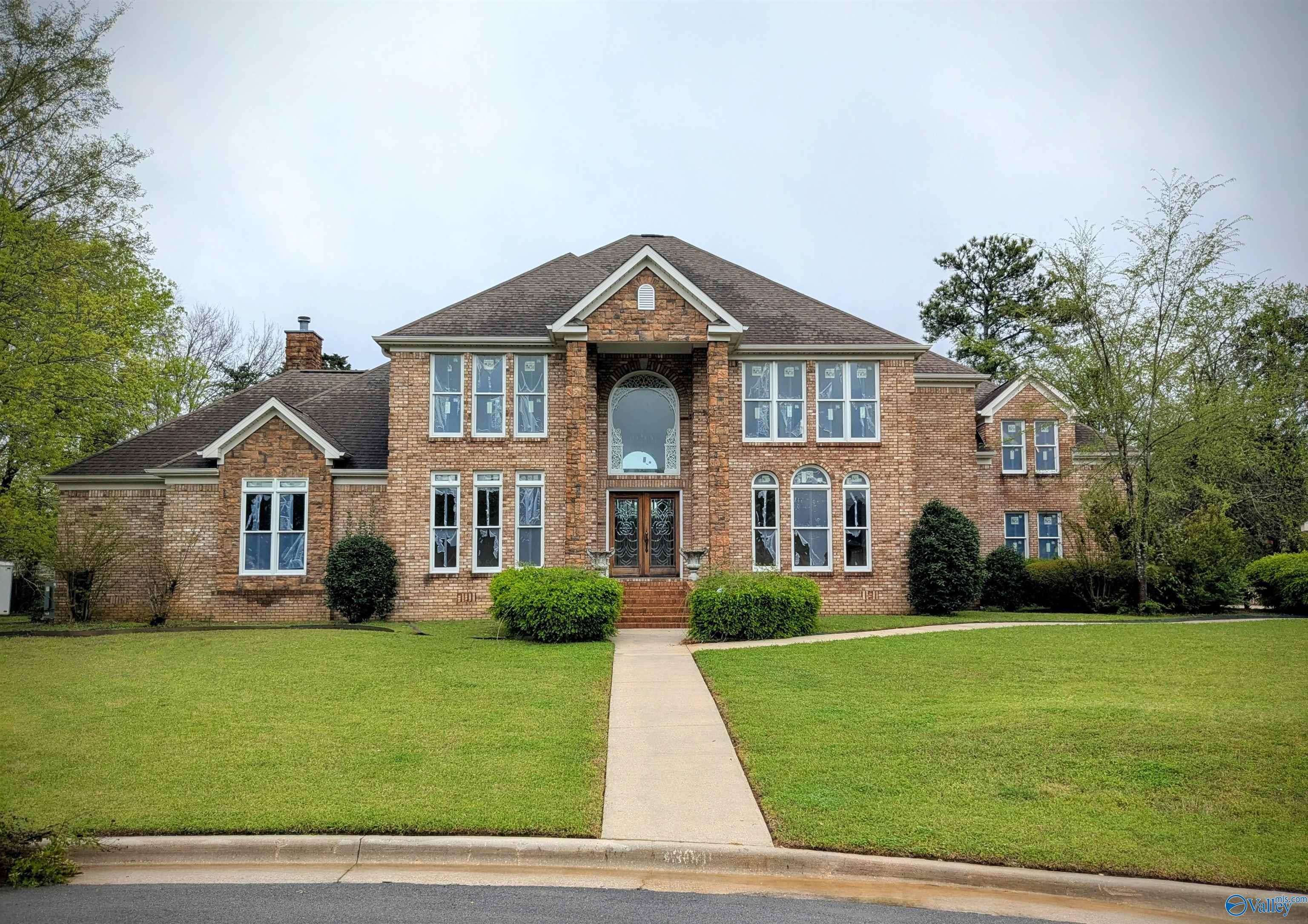 3304 Forest Glen Drive, Decatur, Alabama image 1