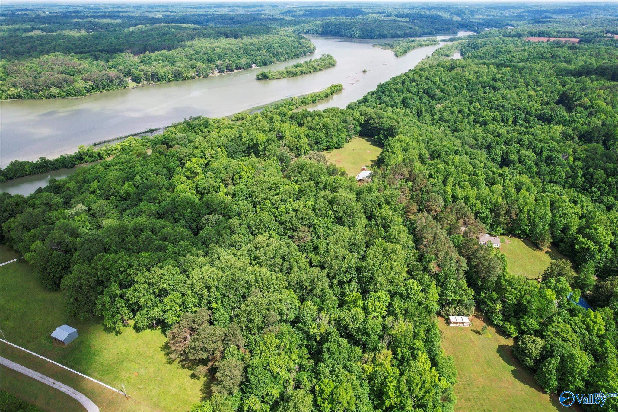2.62 Acres Riverview Drive, Athens, Alabama image 10
