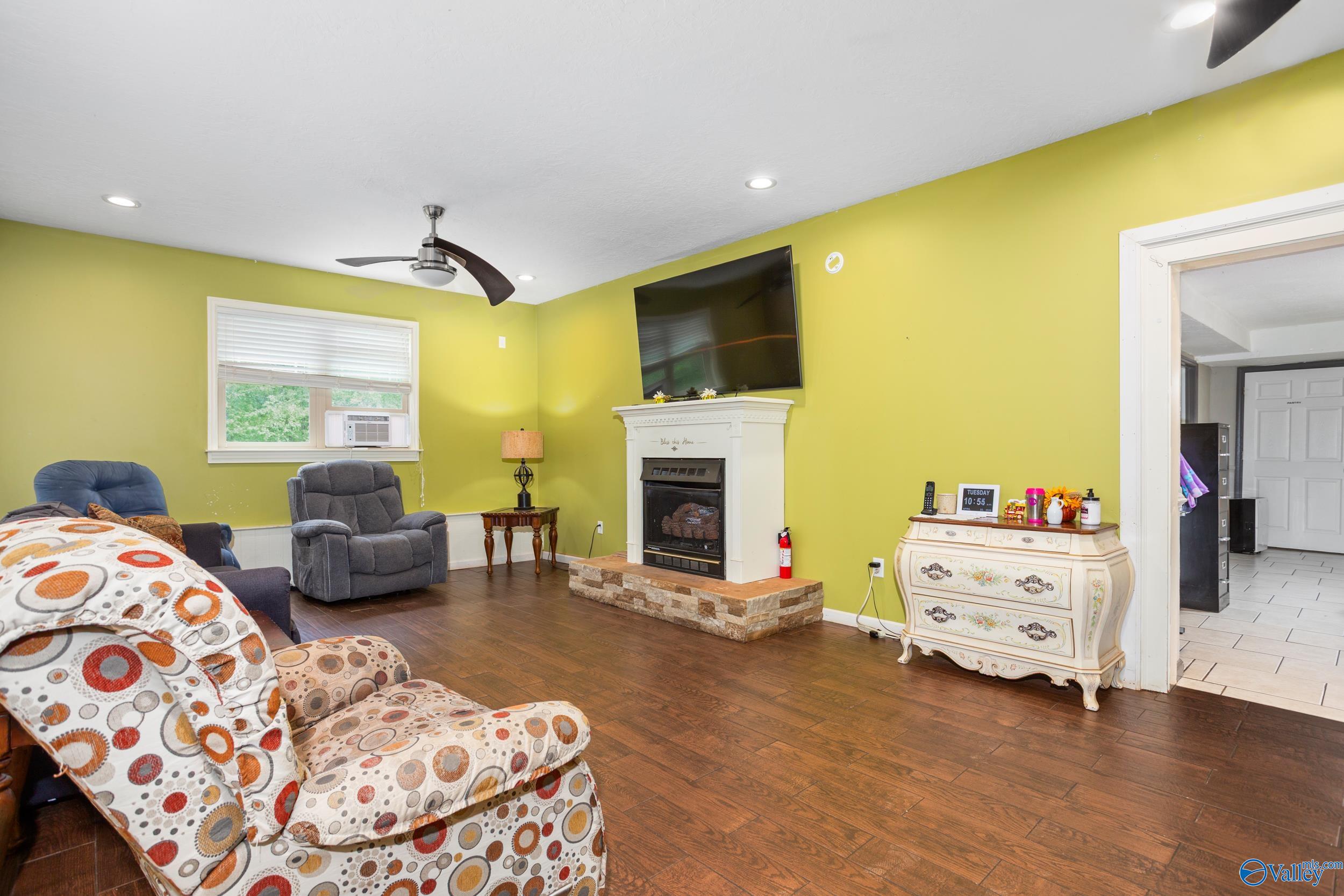 3546 Little Wills Valley Road, Attalla, Alabama image 32