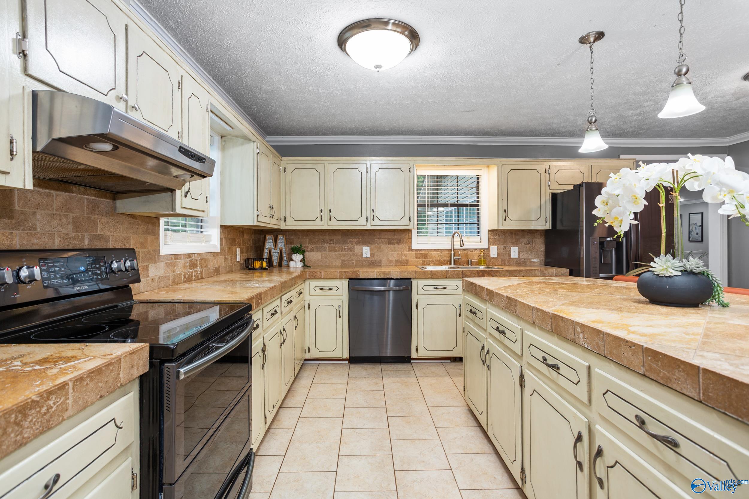 3546 Little Wills Valley Road, Attalla, Alabama image 11