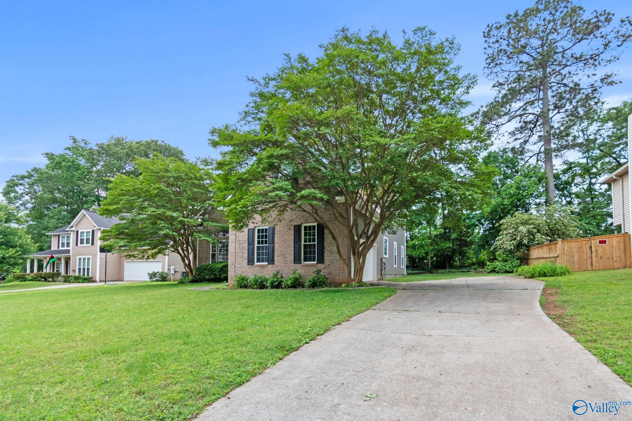 161 Dartmouth Drive, Madison, Alabama image 3