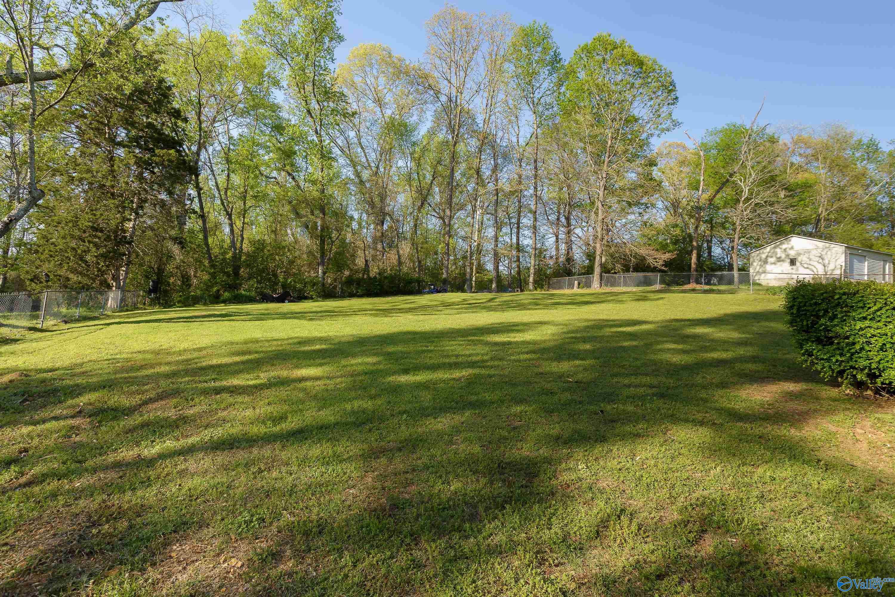 1011 Joan Lane, Killen, Alabama image 22