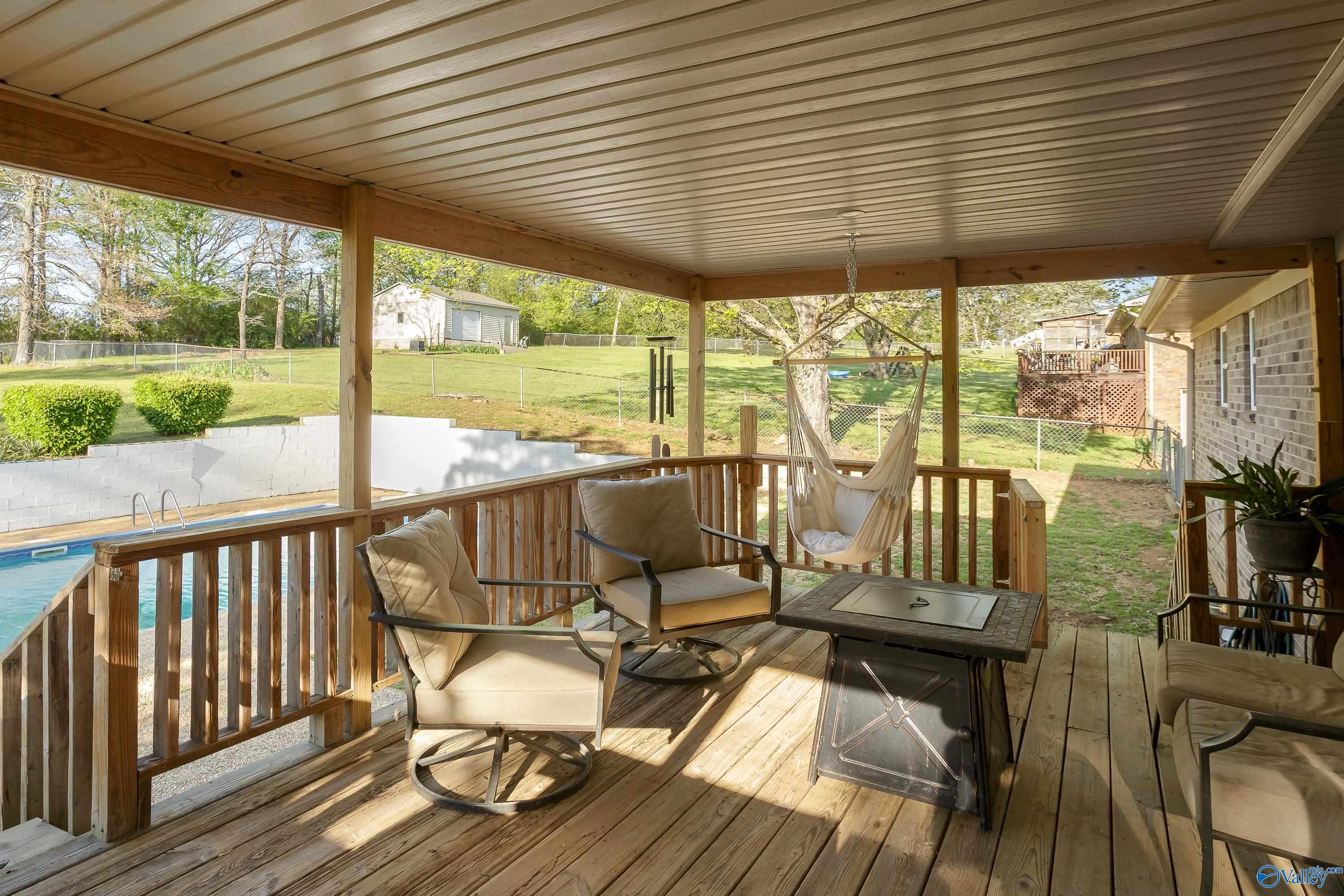 1011 Joan Lane, Killen, Alabama image 4