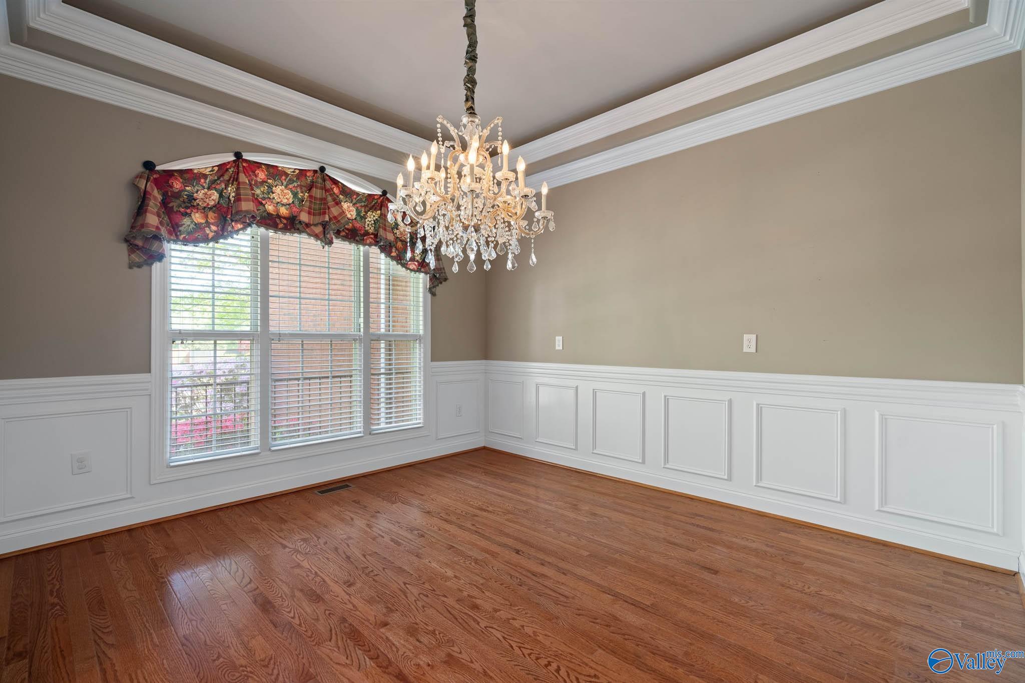 4402 Cove Nestle Drive SE