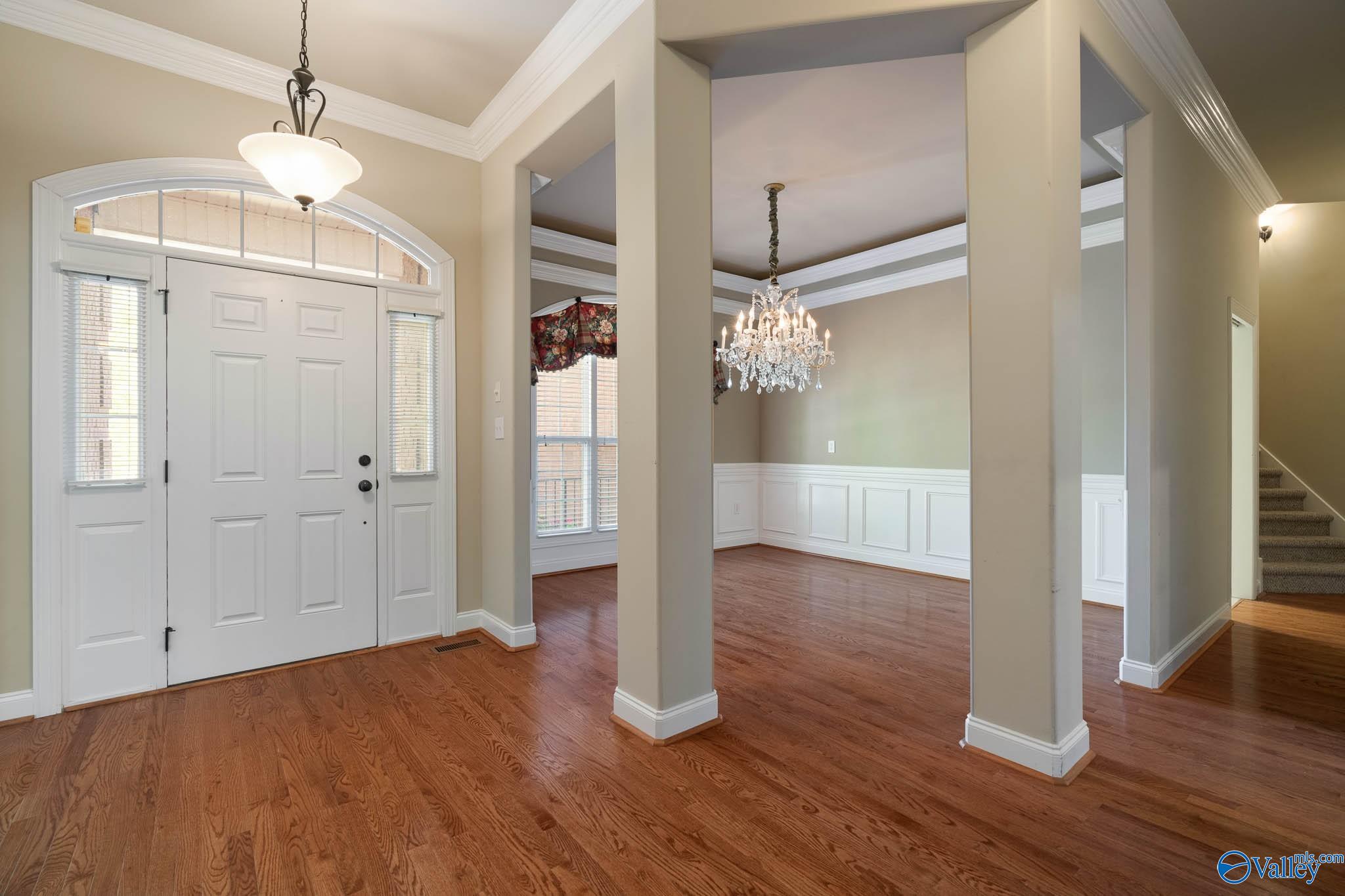 4402 Cove Nestle Drive SE