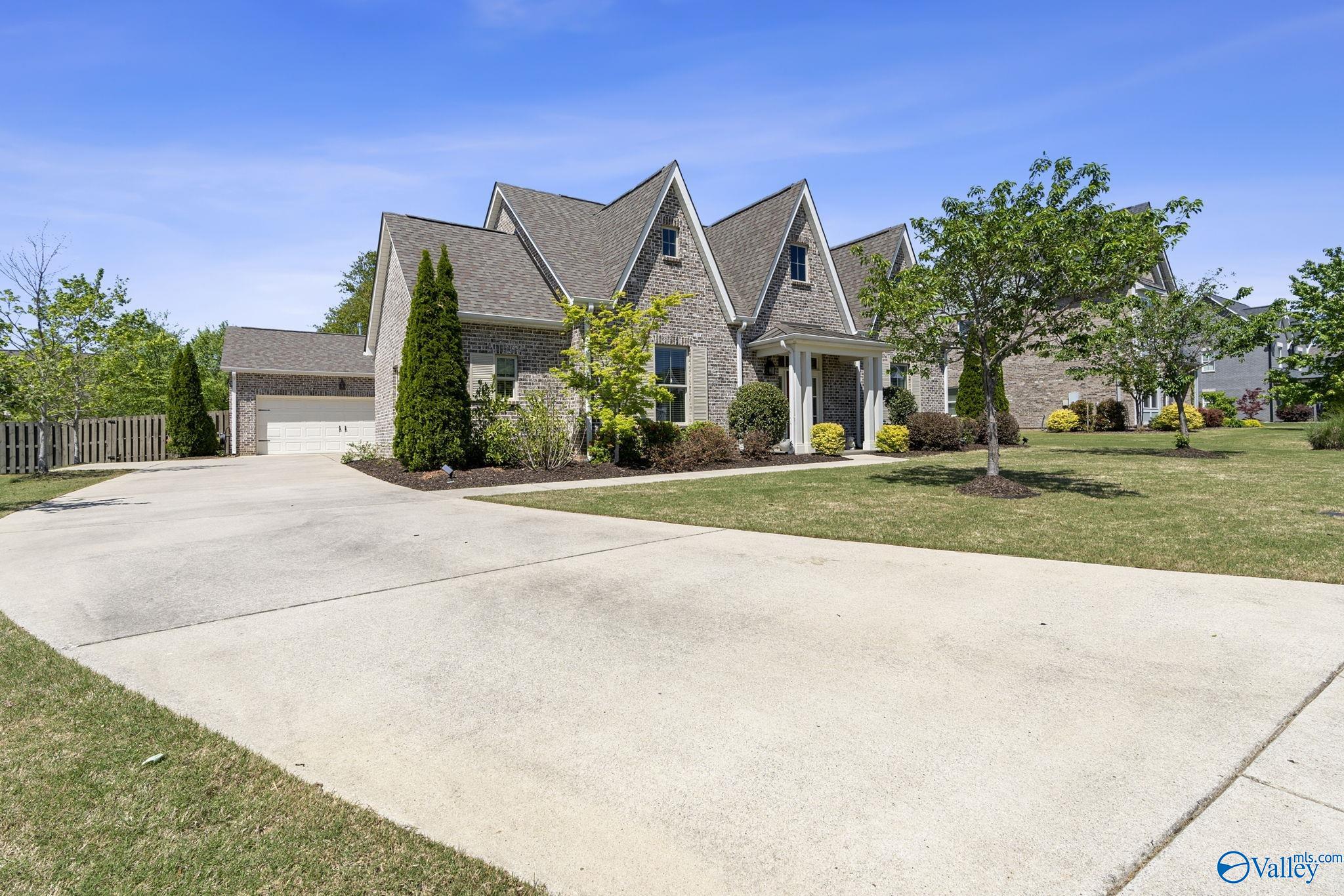2728 Natures Trail, Owens Cross Roads, Alabama image 2