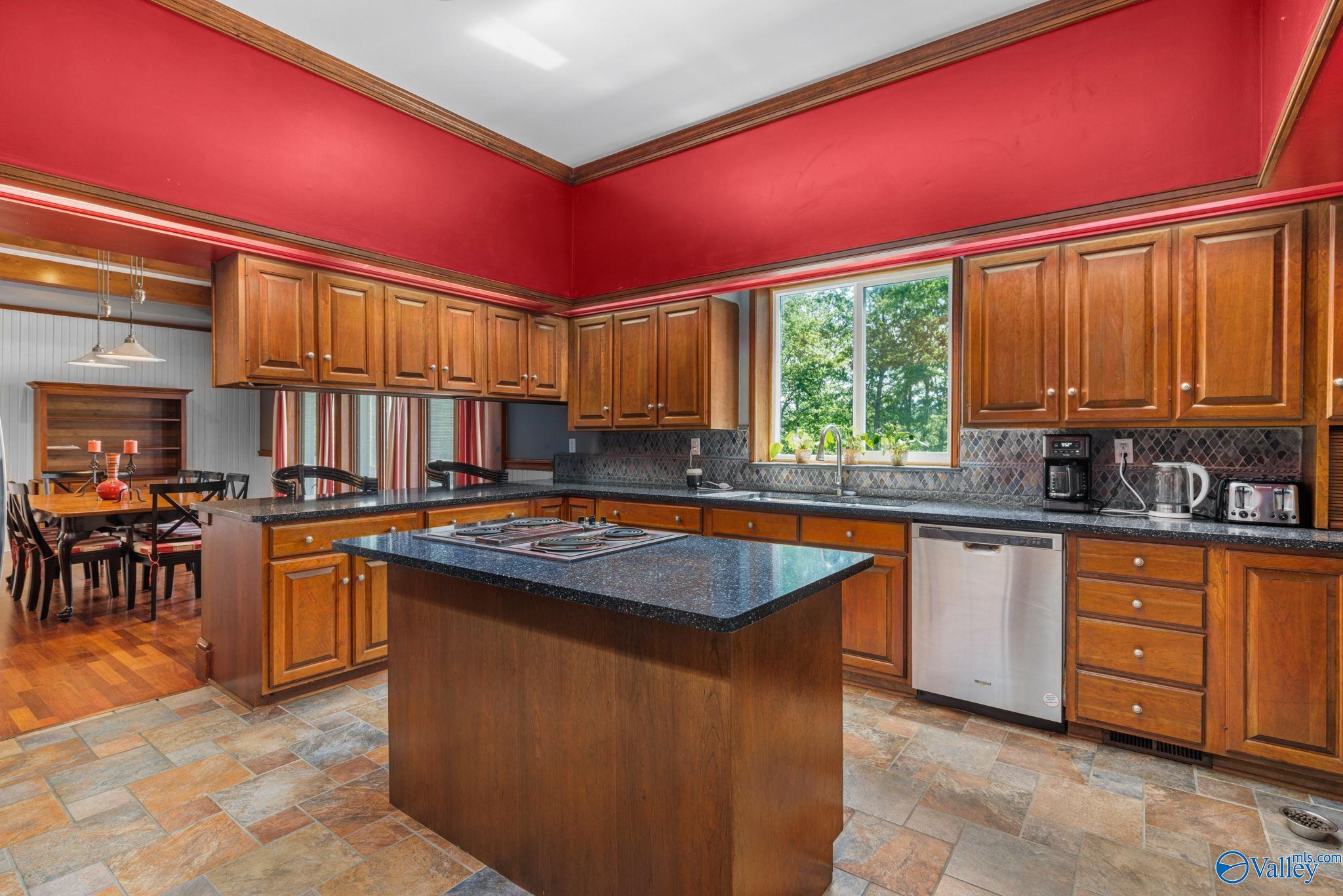 158 Mackay Road, Russellville, Alabama image 14