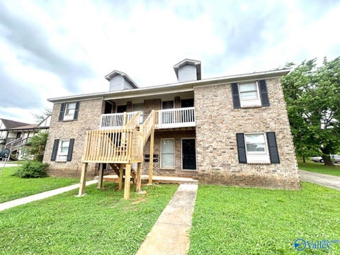 Apartment For Rent - 1506 Medland Drive #A<br/> Madison County, Huntsville, AL 35816