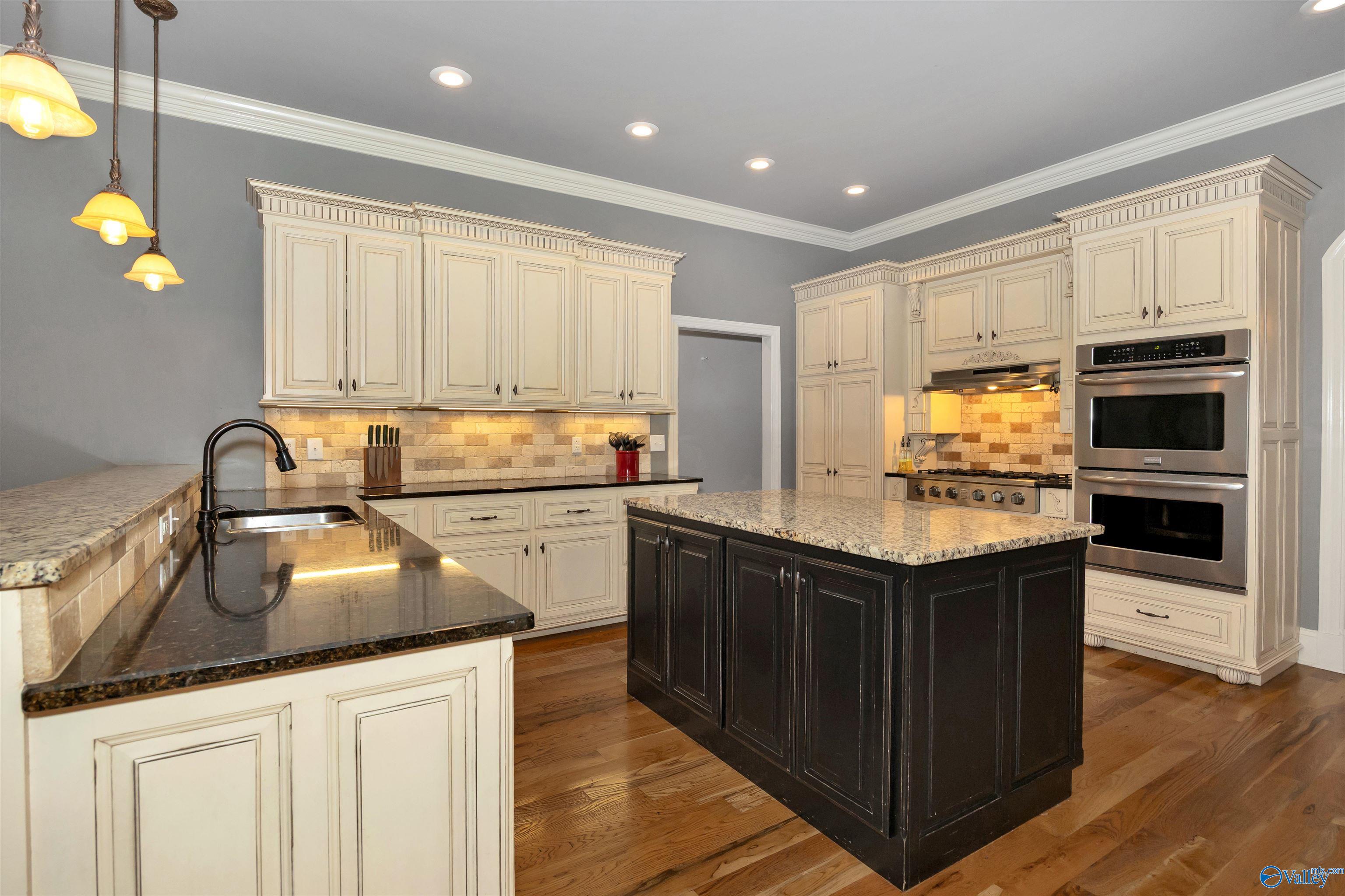 16335 Travertine Drive, Athens, Alabama image 24