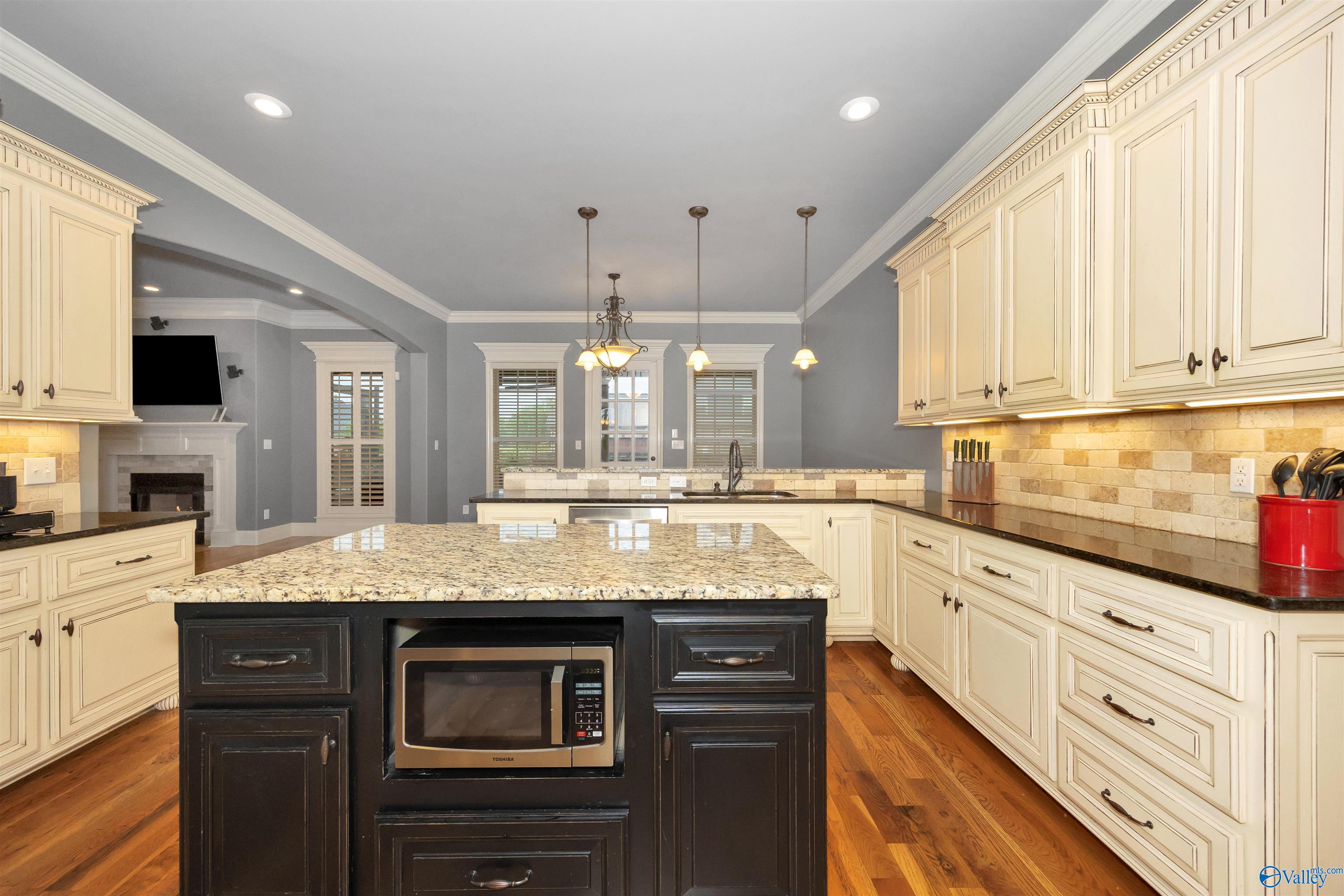 16335 Travertine Drive, Athens, Alabama image 23