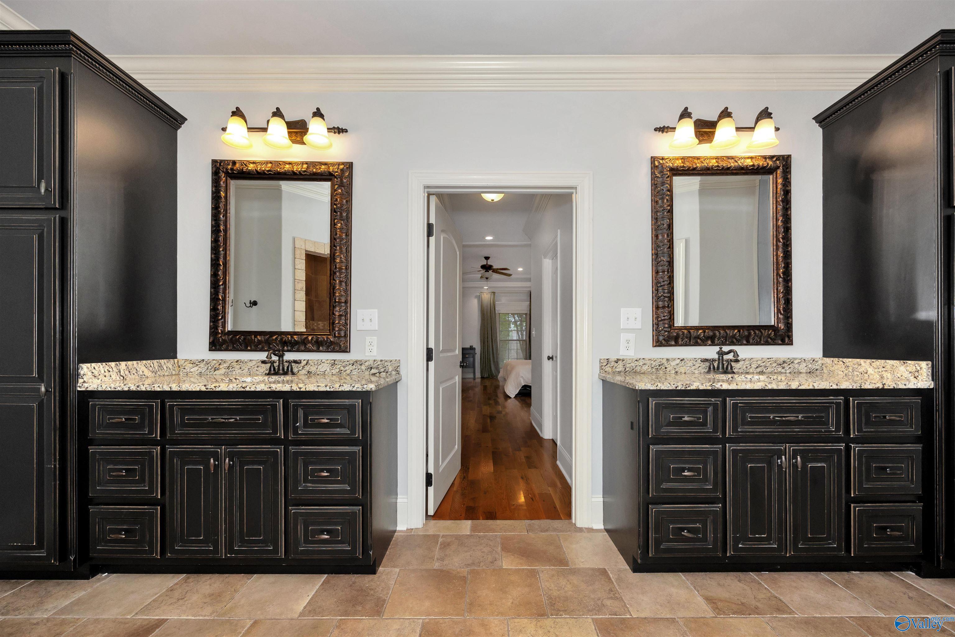 16335 Travertine Drive, Athens, Alabama image 33