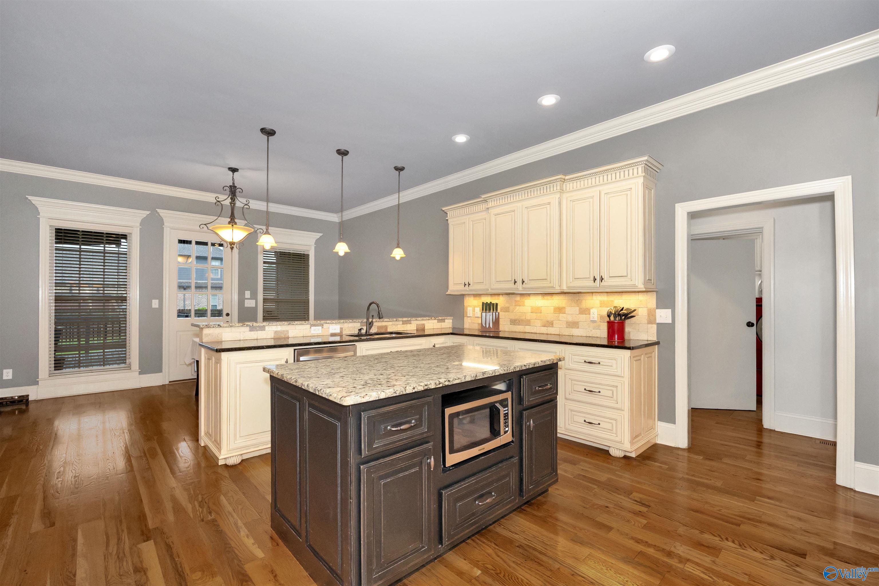 16335 Travertine Drive, Athens, Alabama image 22