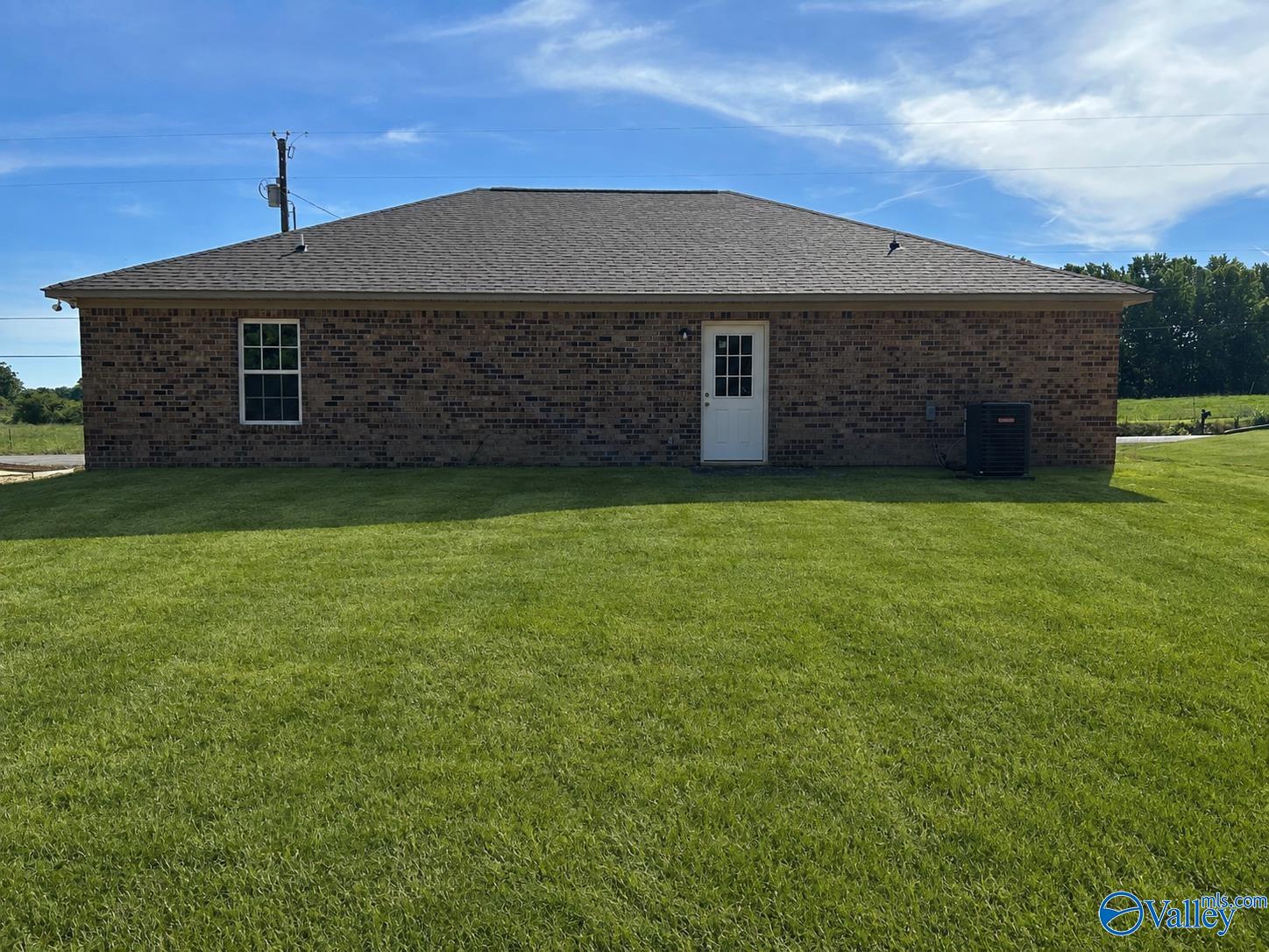 900 County Road 1459