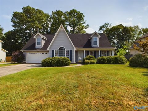 Photo of 130 Freedom Way, Madison, AL 35758 (MLS # 21916887)