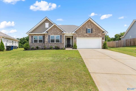 Homes For Sale - 132 Jude Lane<br/> Hazel Green, AL 35750