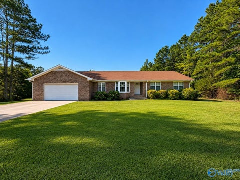 Homes For Sale - 514 Curry Chapel Road<br/> Somerville, AL 35670