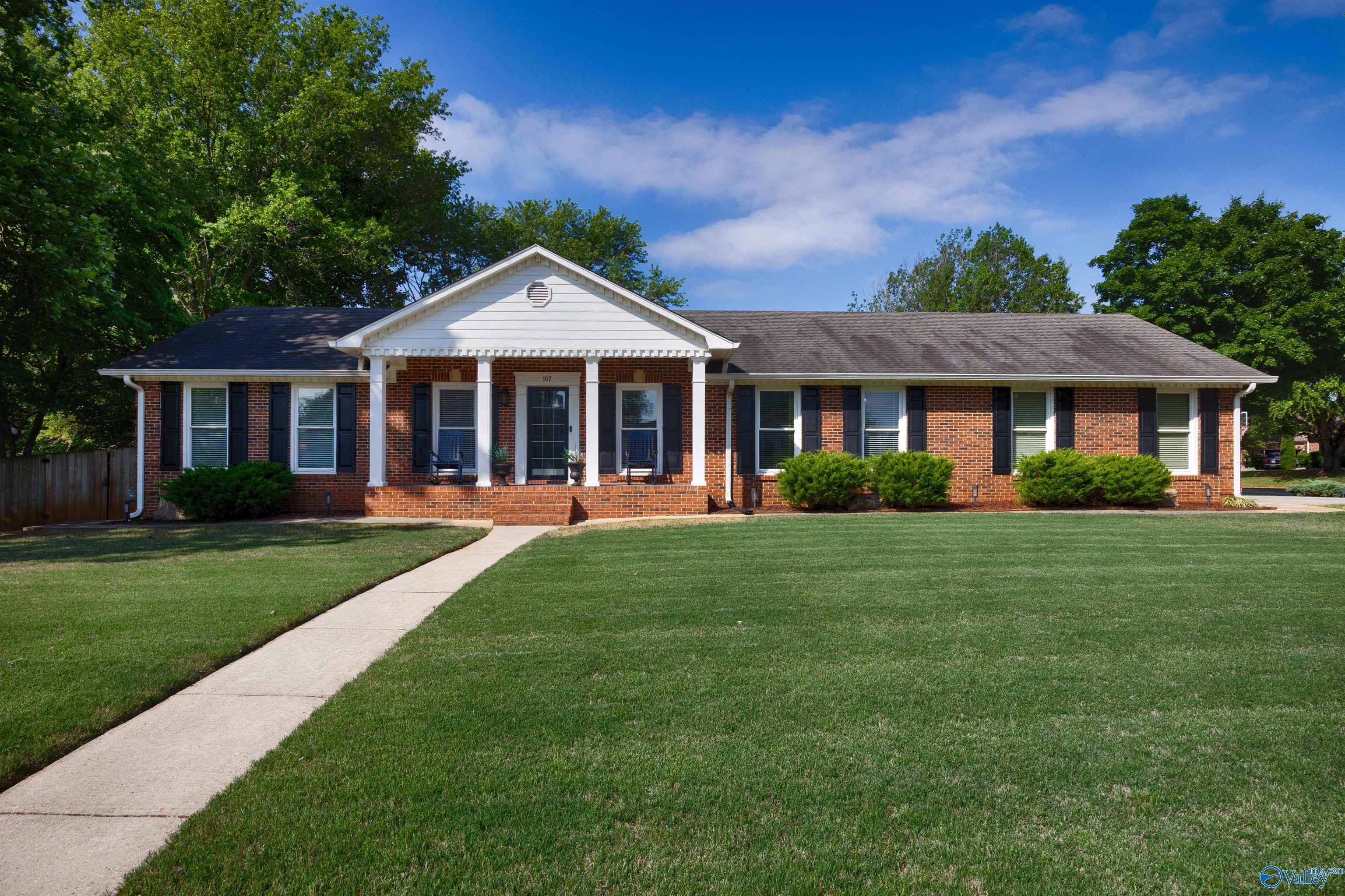 107 Yorkshire Drive