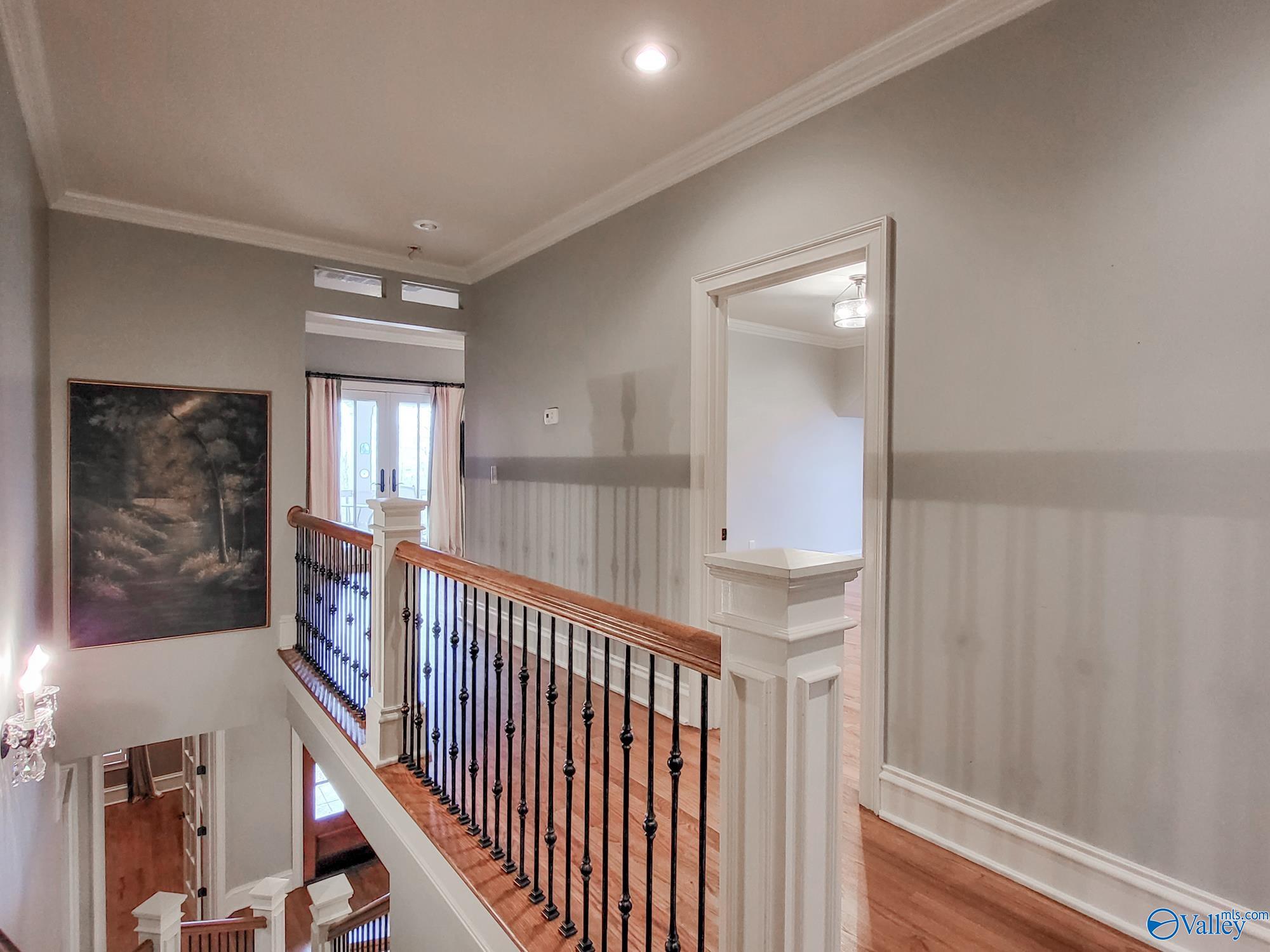 Huntsville, Alabama 35802, United States, 4 Bedrooms Bedrooms, ,4 BathroomsBathrooms,Residential,Active,67581