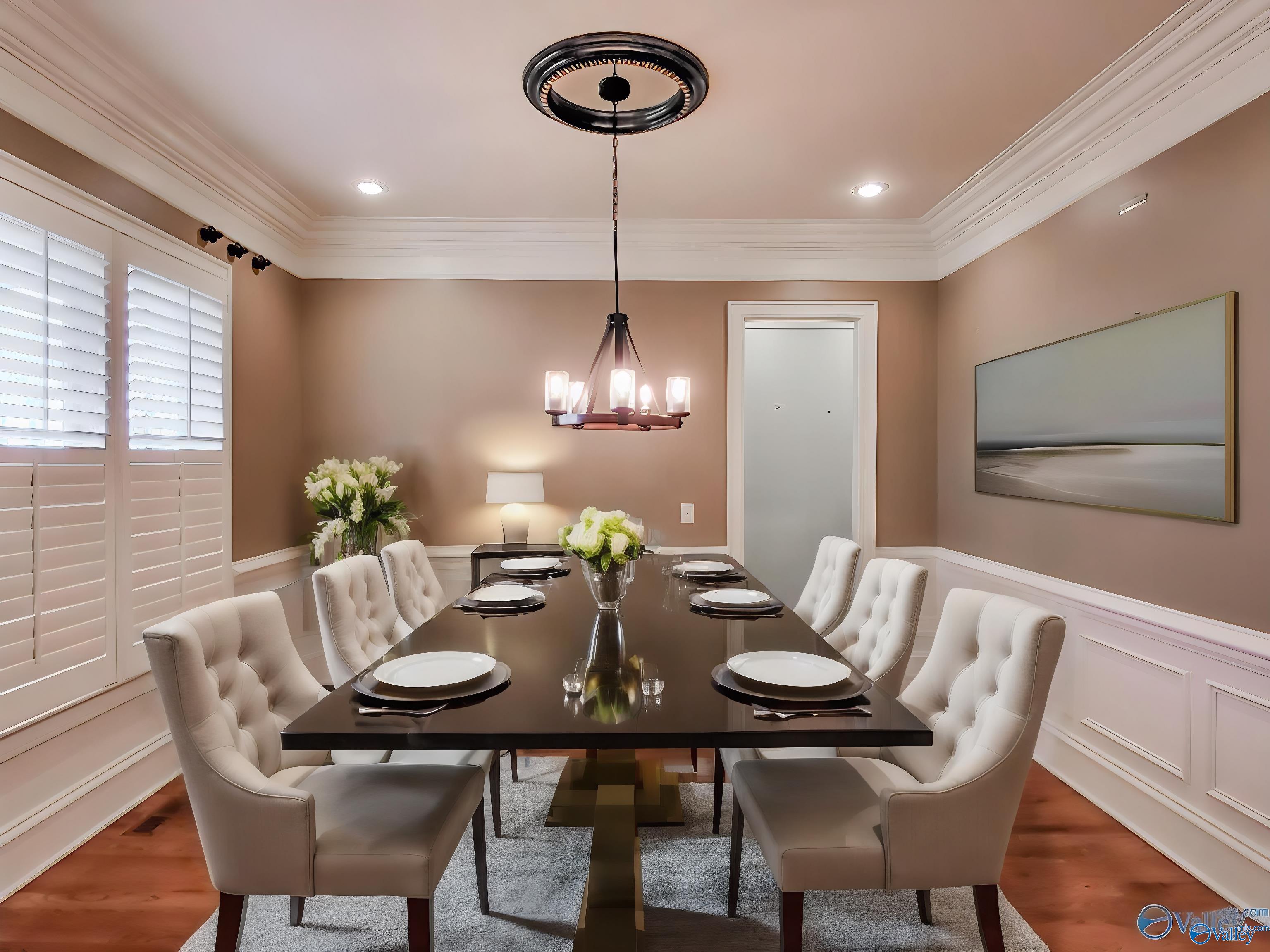 Huntsville, Alabama 35802, United States, 4 Bedrooms Bedrooms, ,4 BathroomsBathrooms,Residential,Active,67581