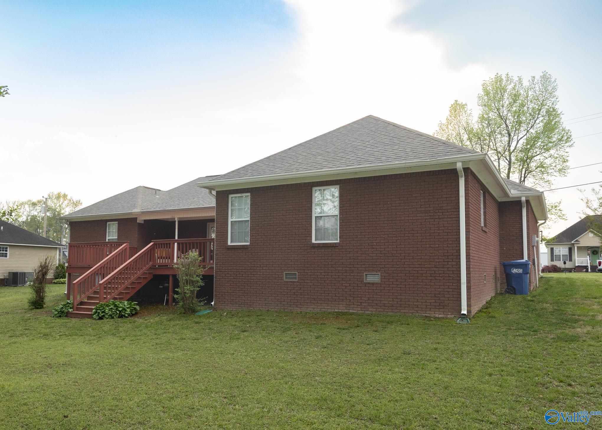 402 Old Glory Lane, Albertville, Alabama image 3